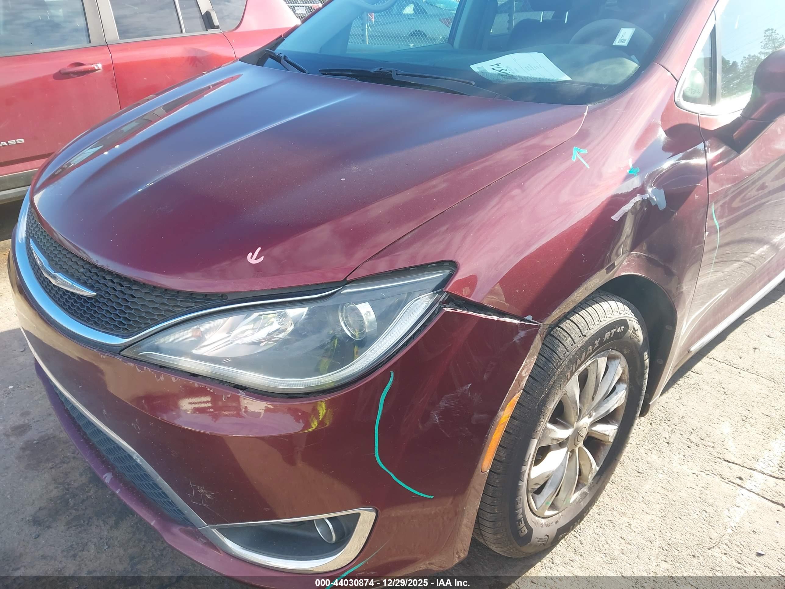 CHRYSLER PACIFICA image 6