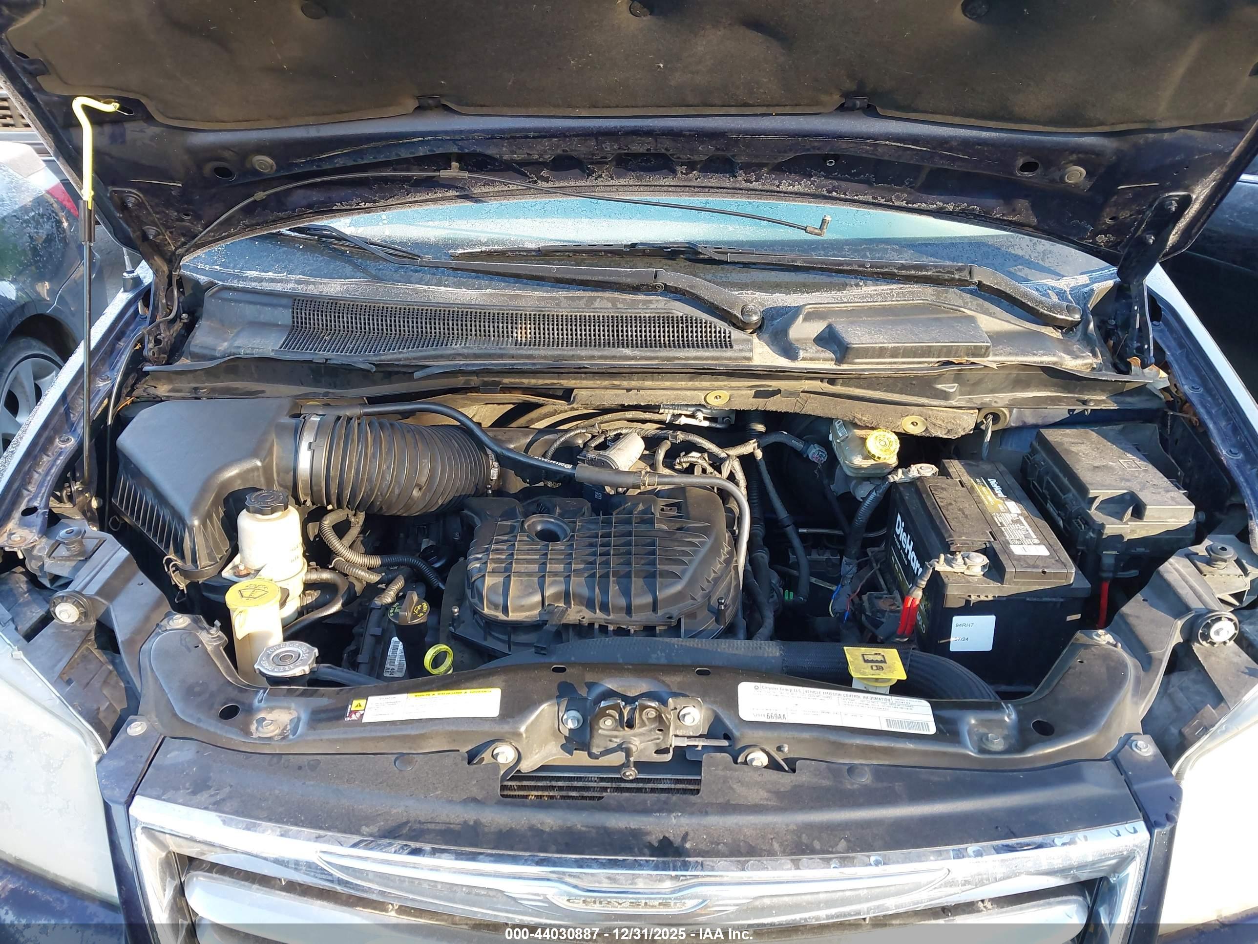 CHRYSLER TOWN image 10