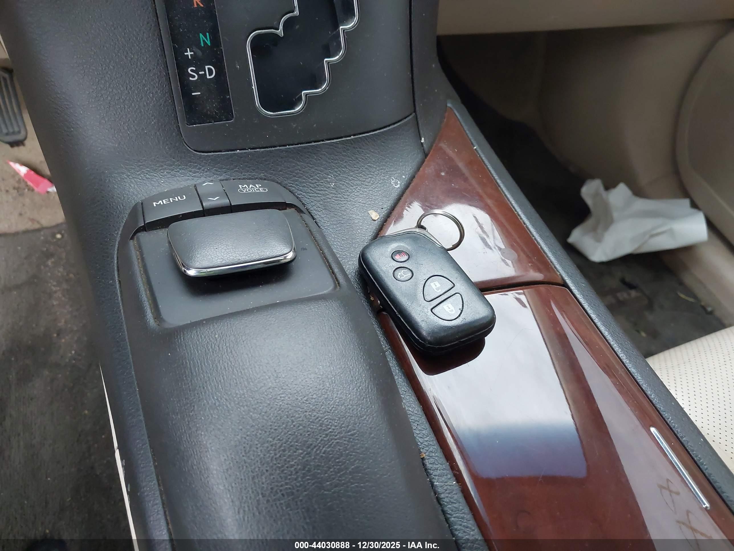 LEXUS RX image 11