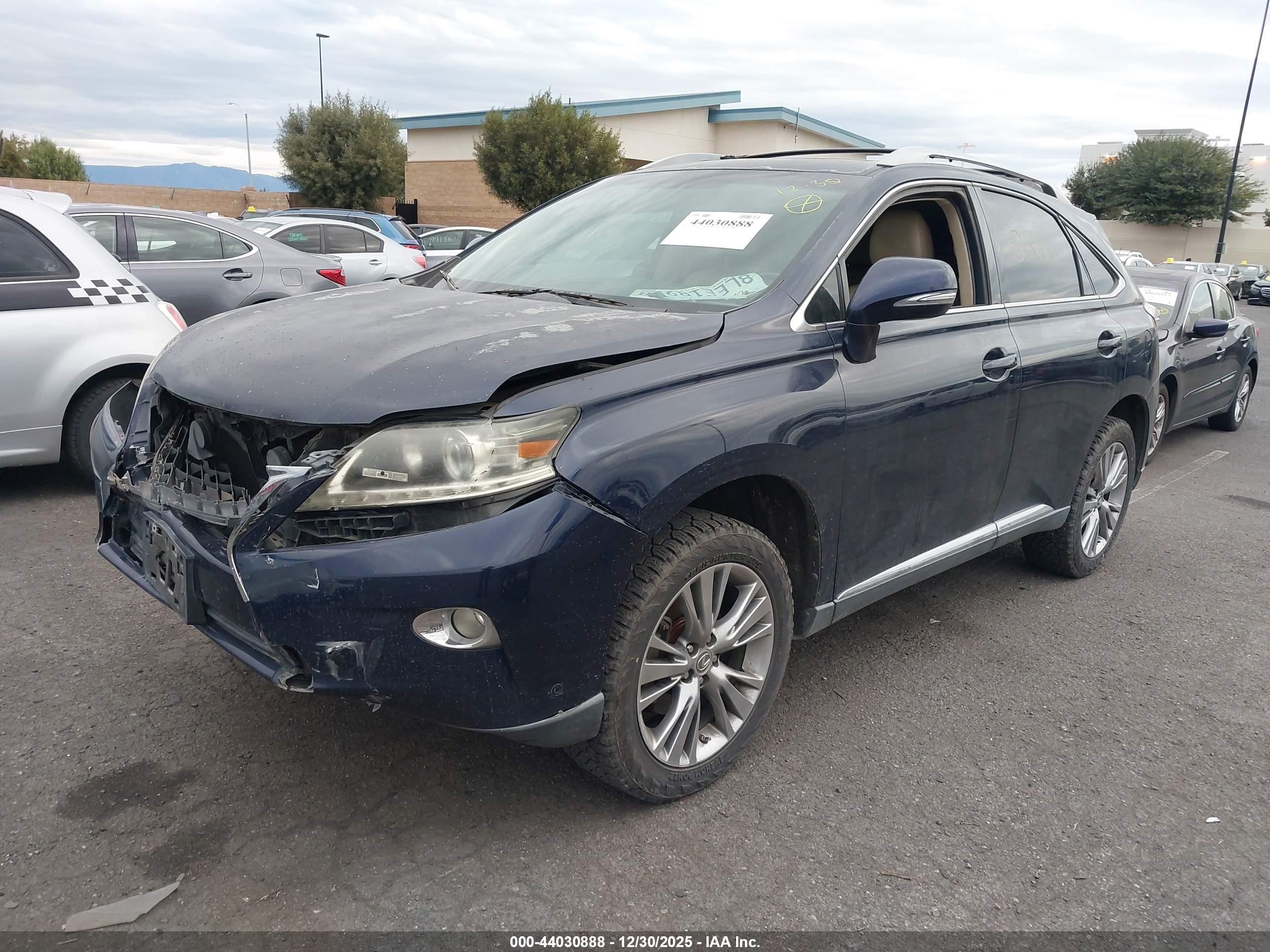 LEXUS RX image 2