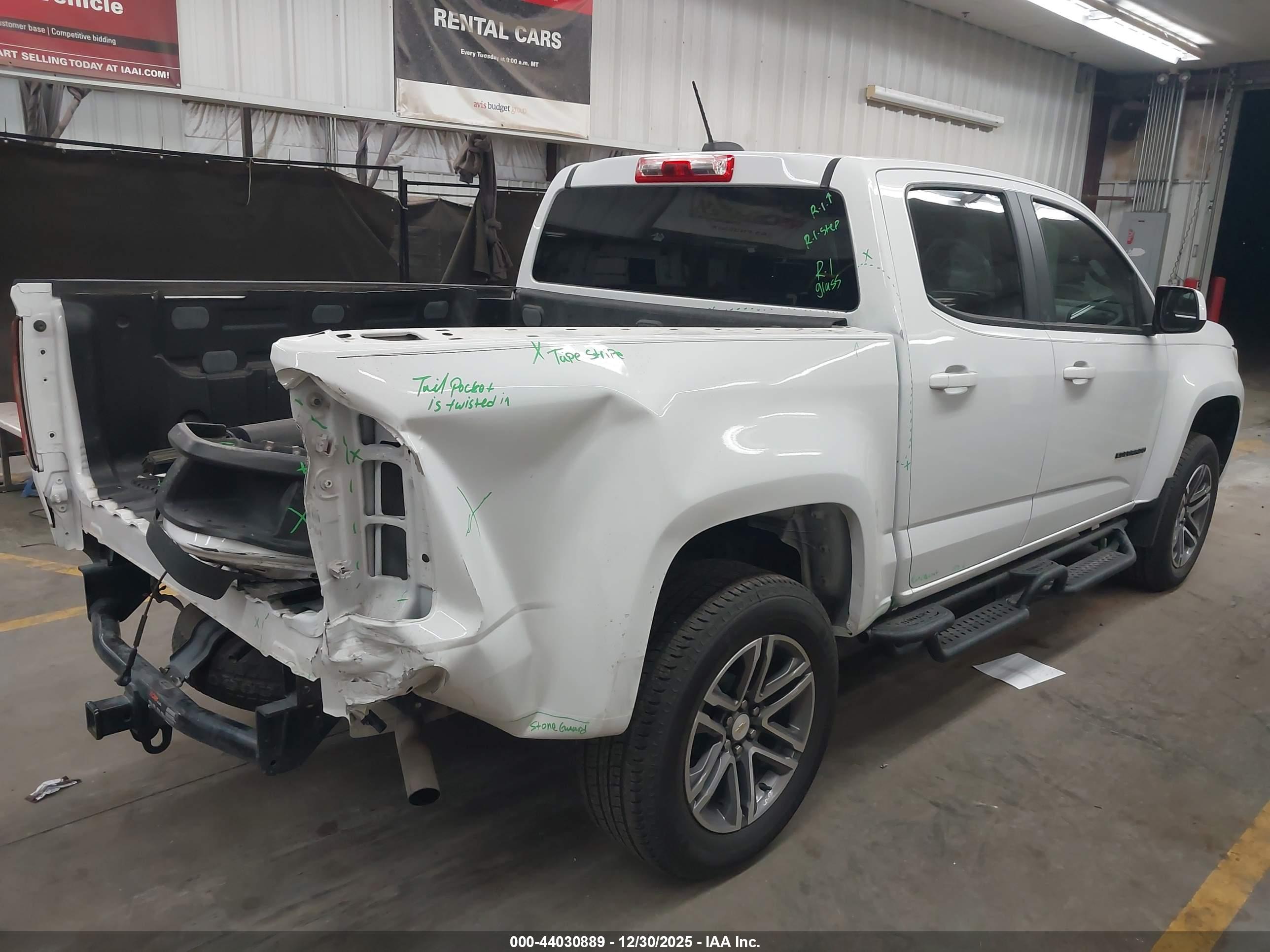 CHEVROLET COLORADO image 4