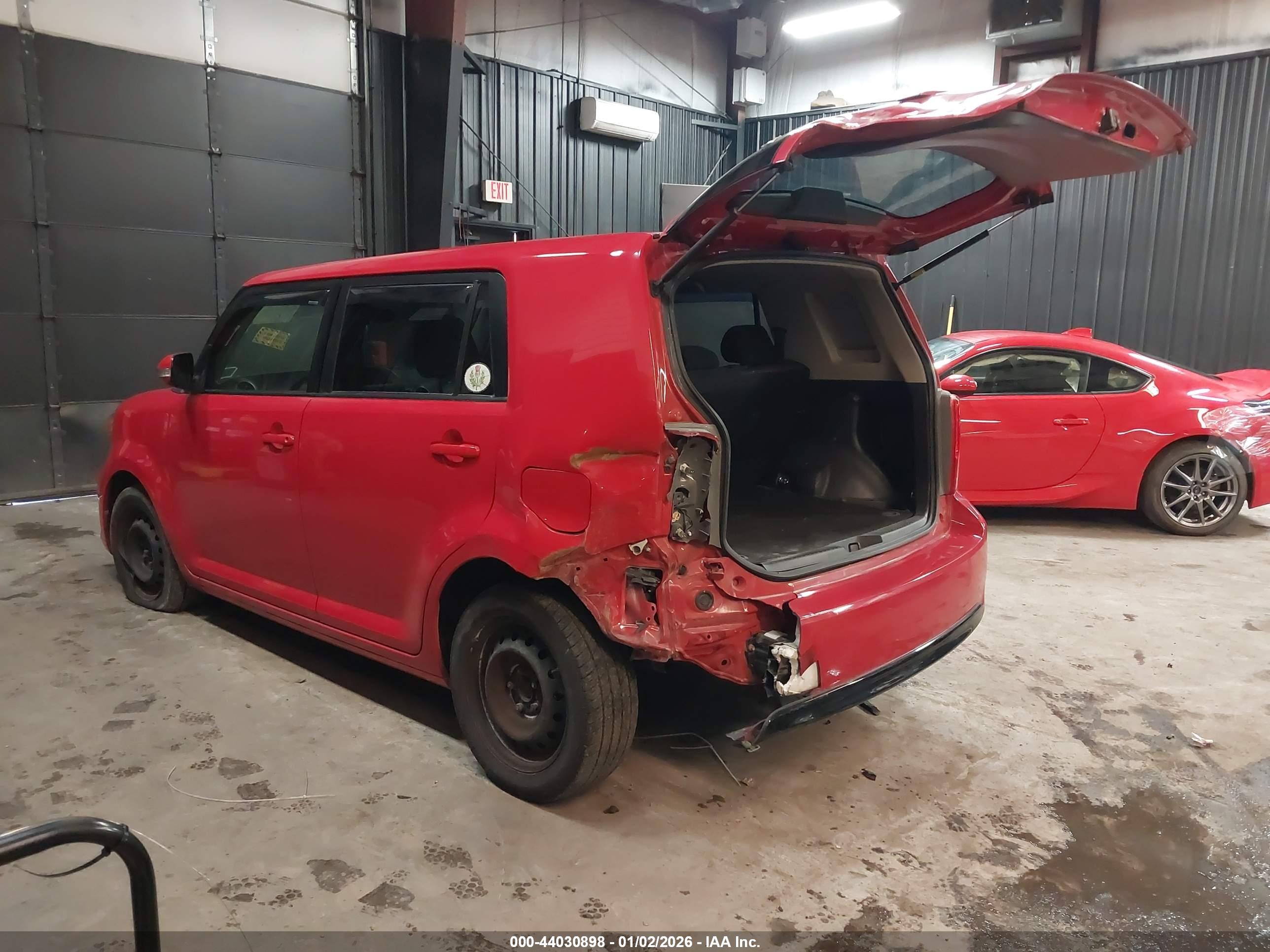 SCION XB image 3