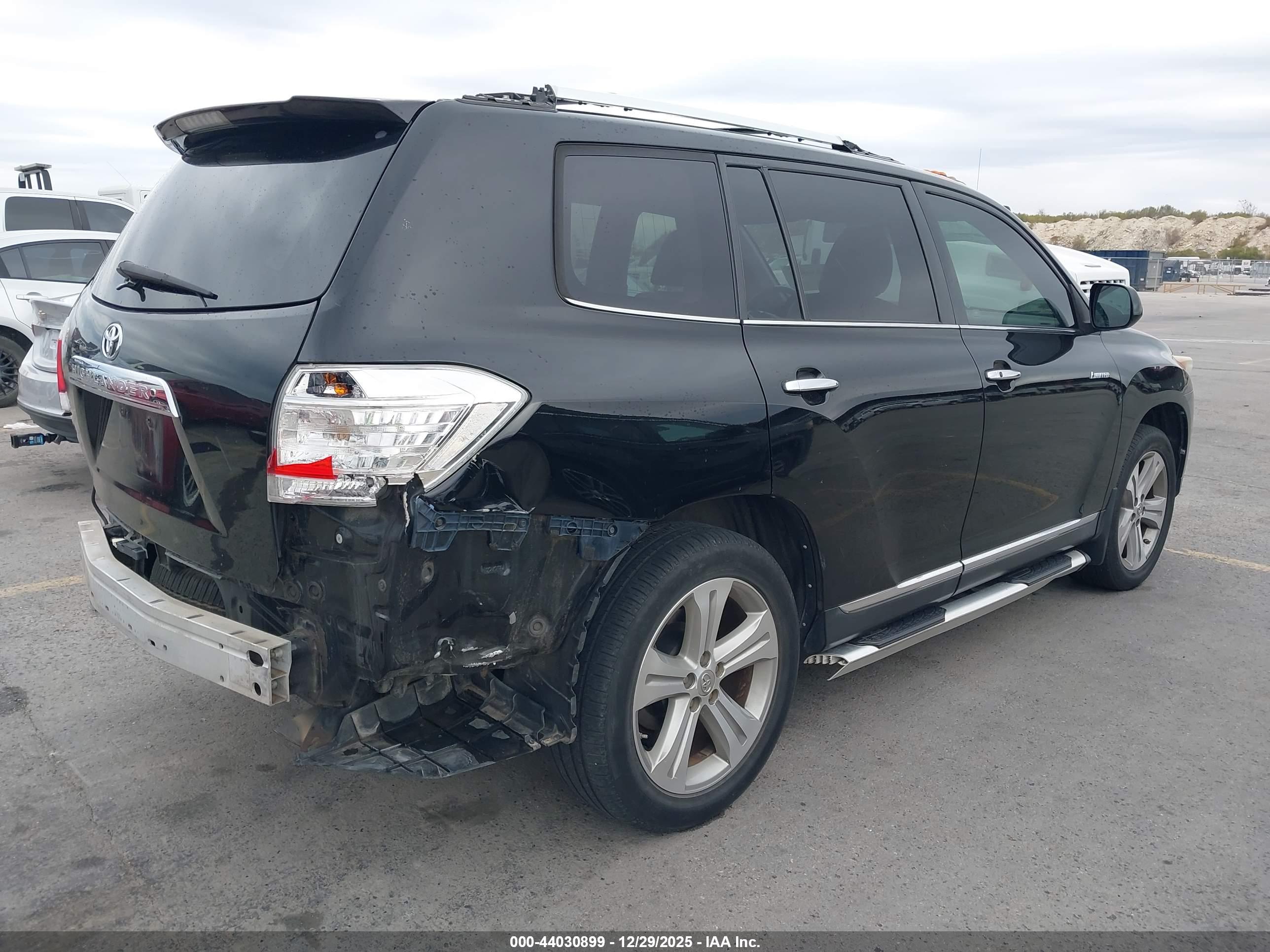 TOYOTA HIGHLANDER image 4