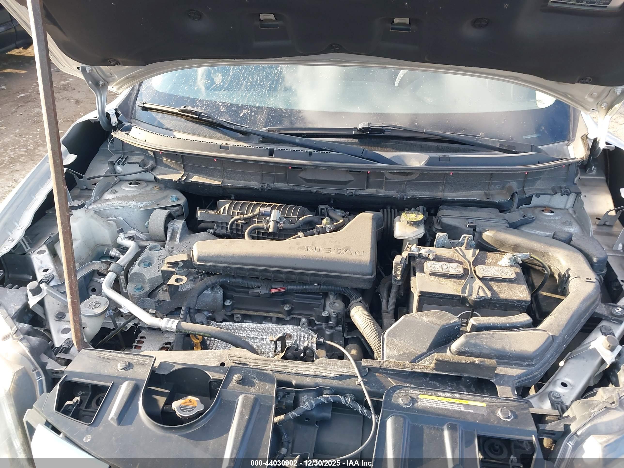 NISSAN ROGUE image 10