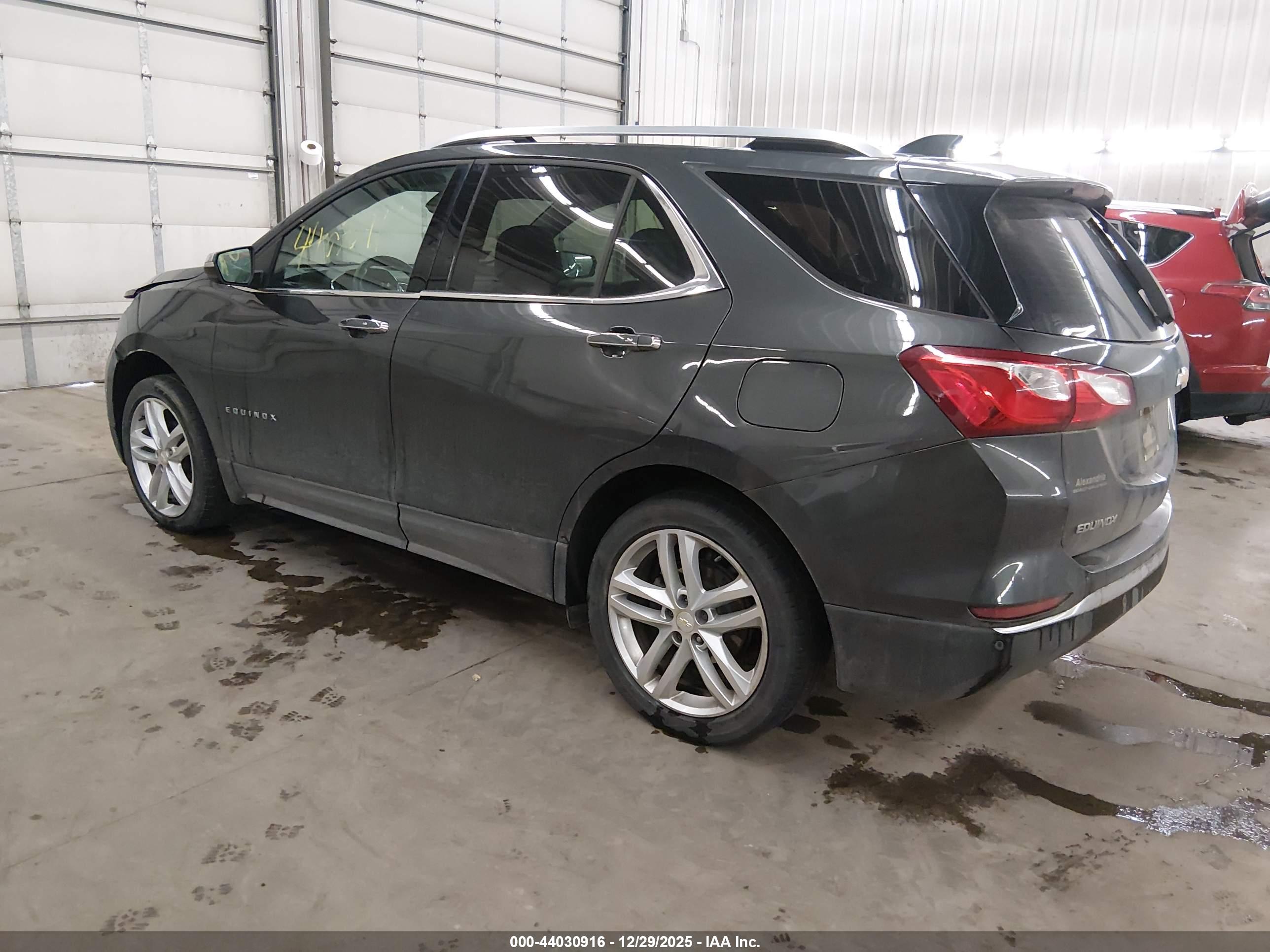 CHEVROLET EQUINOX image 3