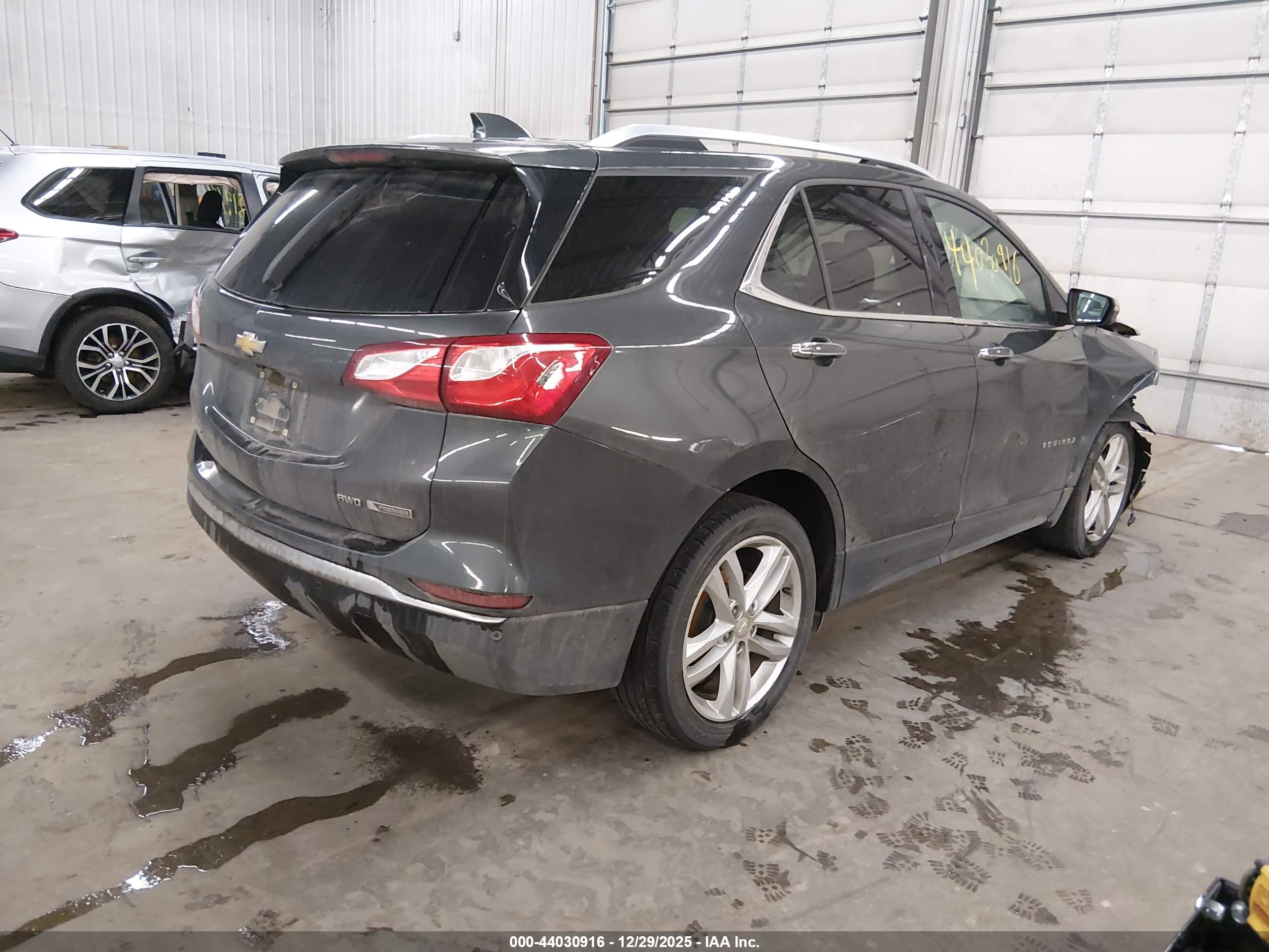 CHEVROLET EQUINOX image 4