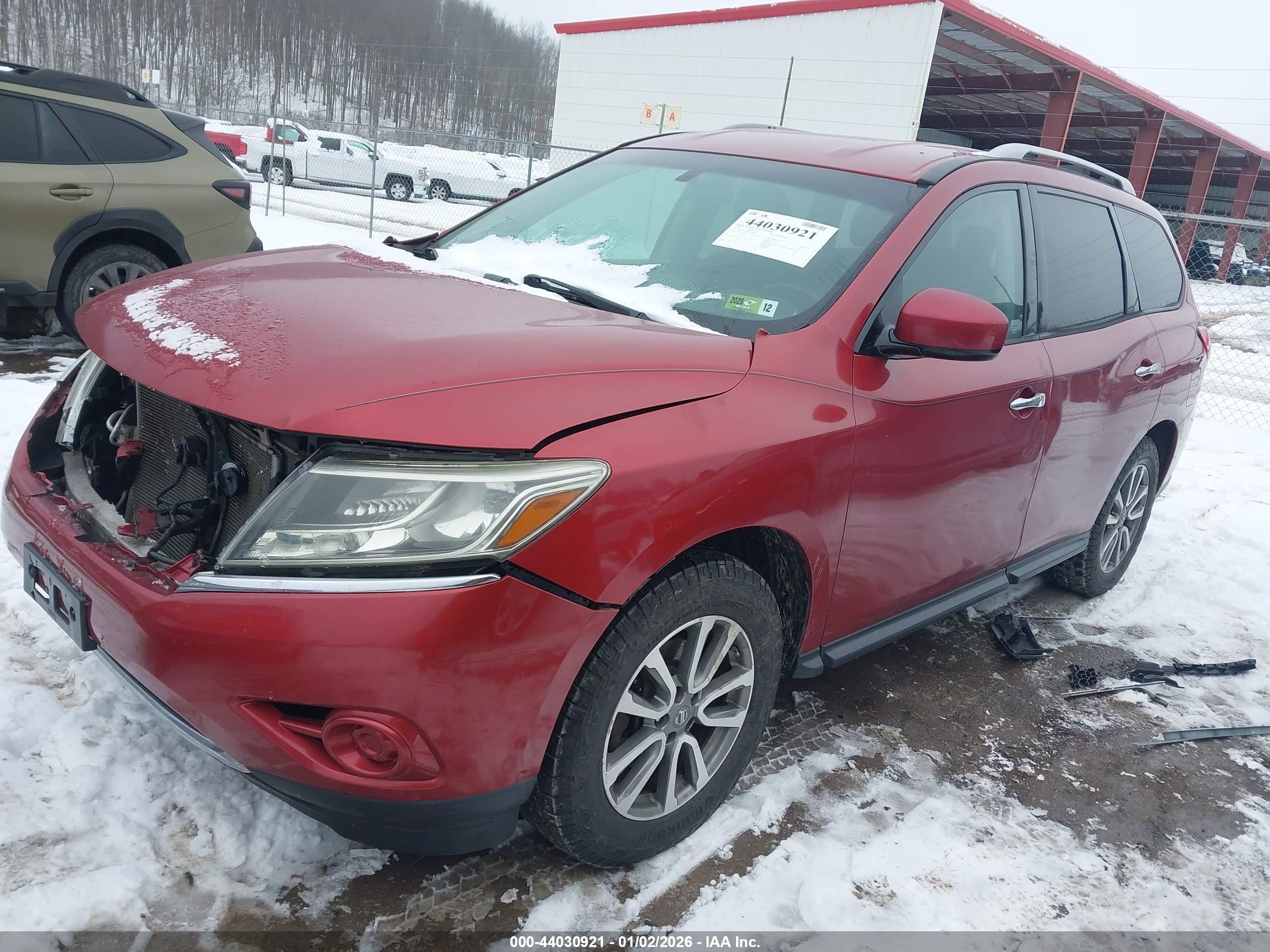 NISSAN PATHFINDER image 2
