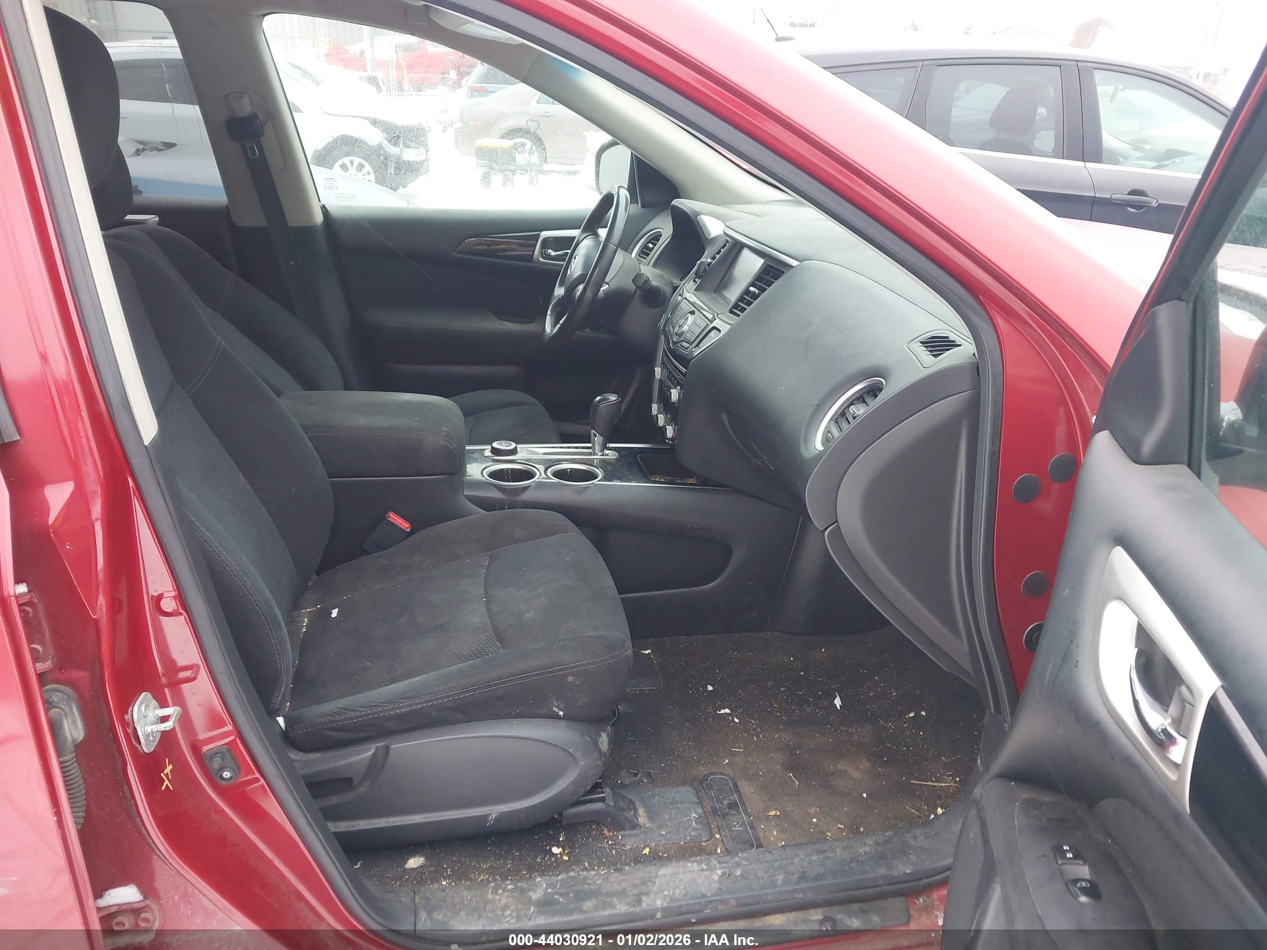 NISSAN PATHFINDER image 5