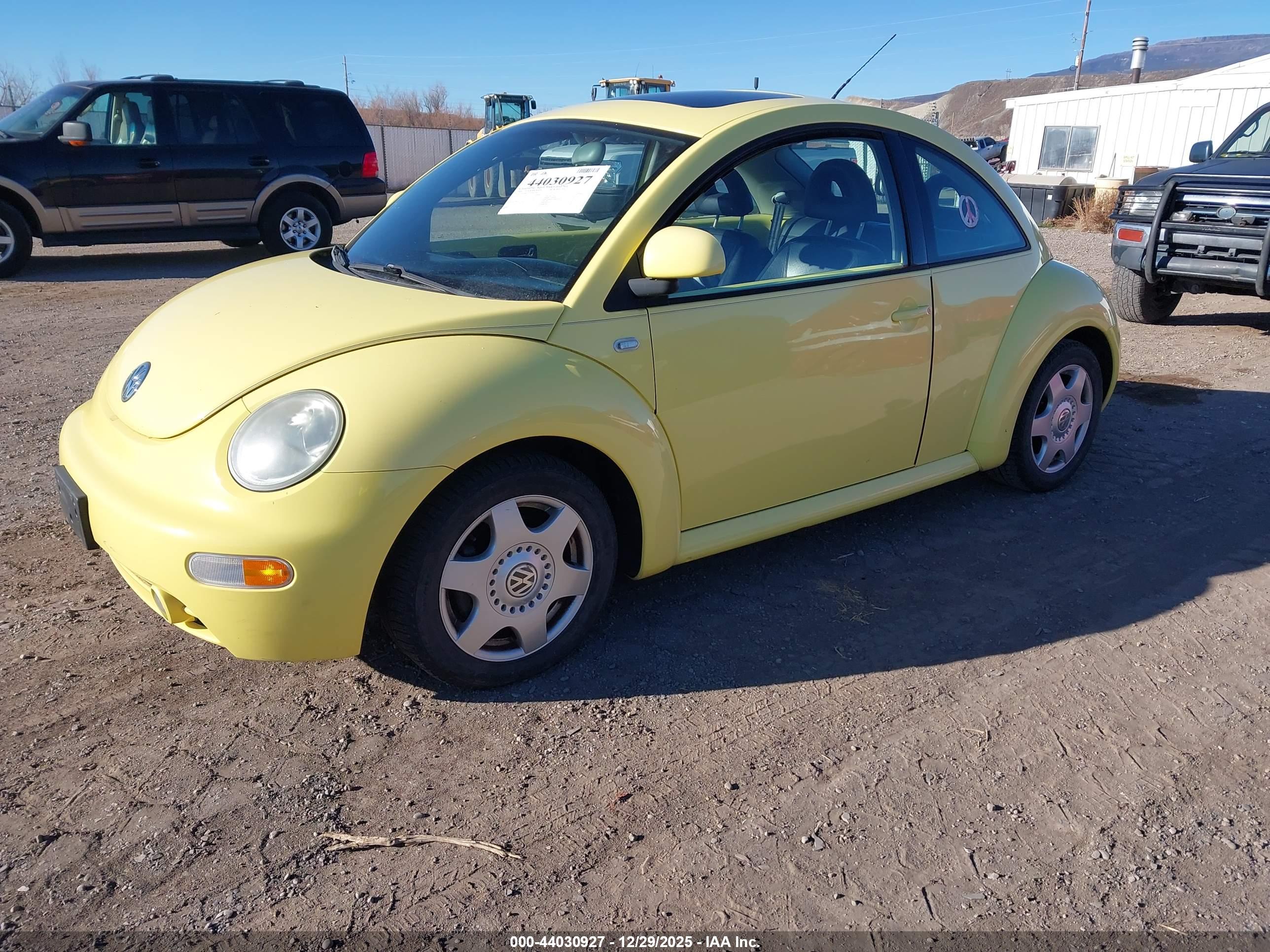 VOLKSWAGEN NEW image 2