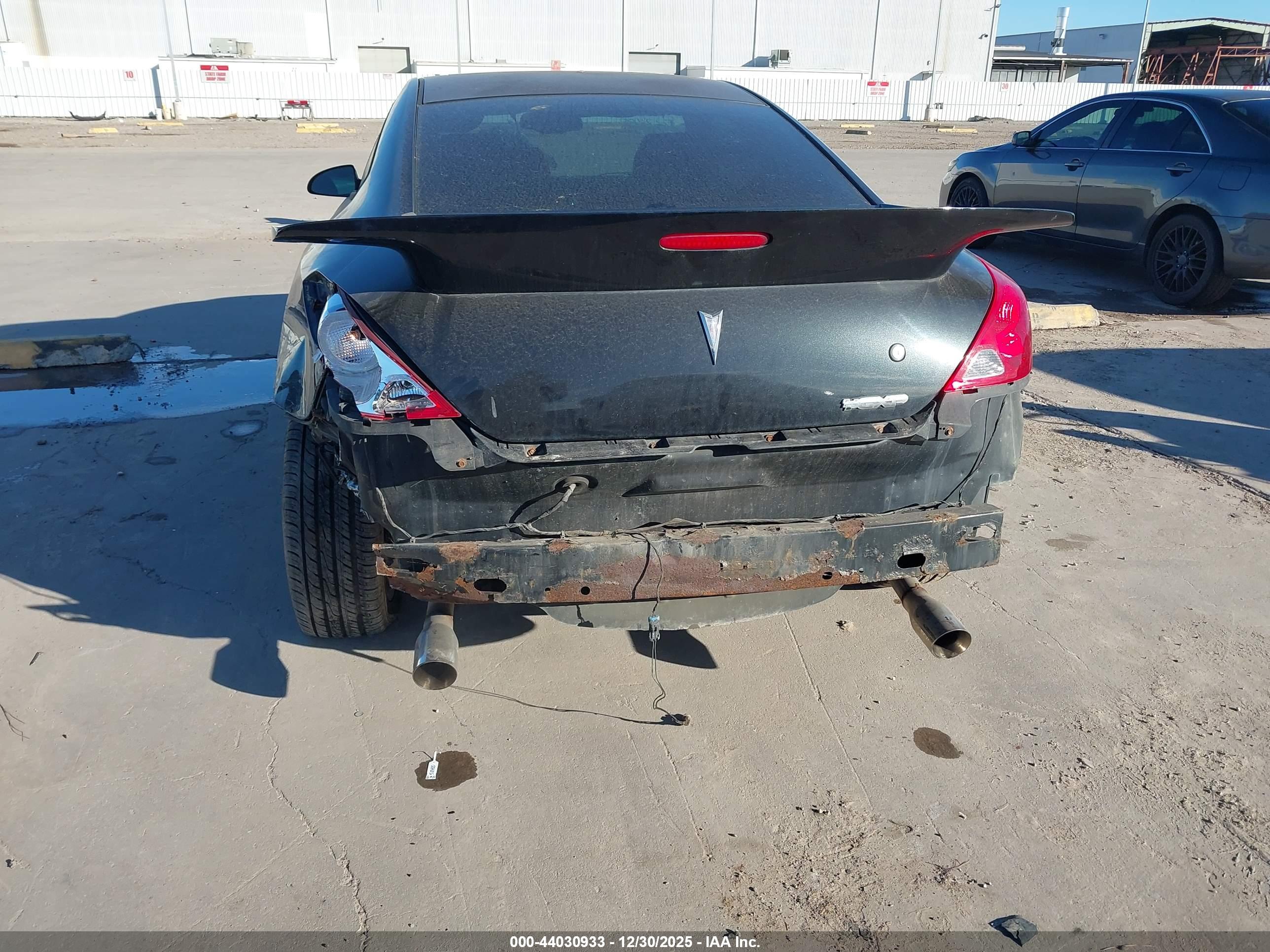 PONTIAC G6 image 6