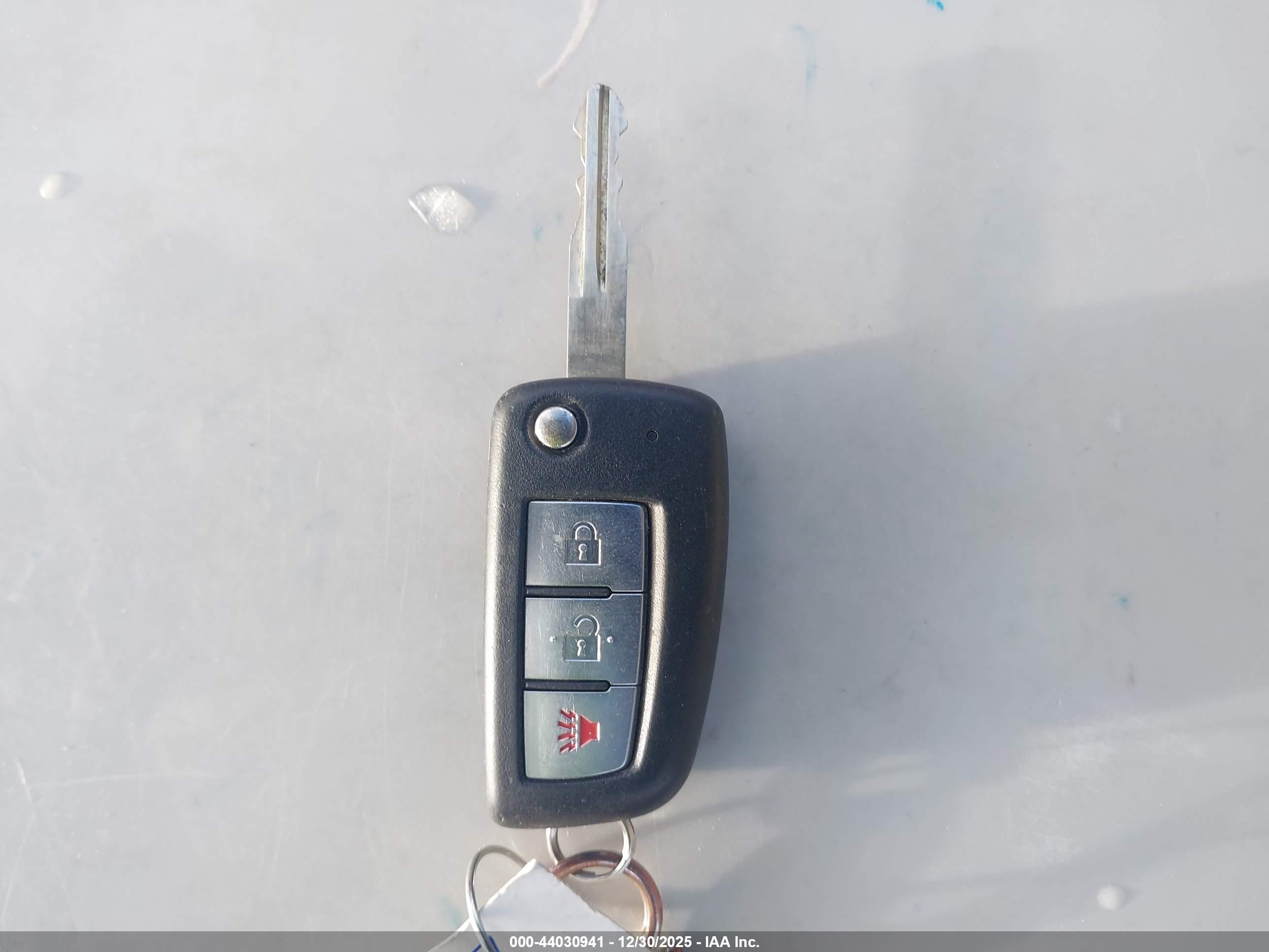 NISSAN ROGUE image 11