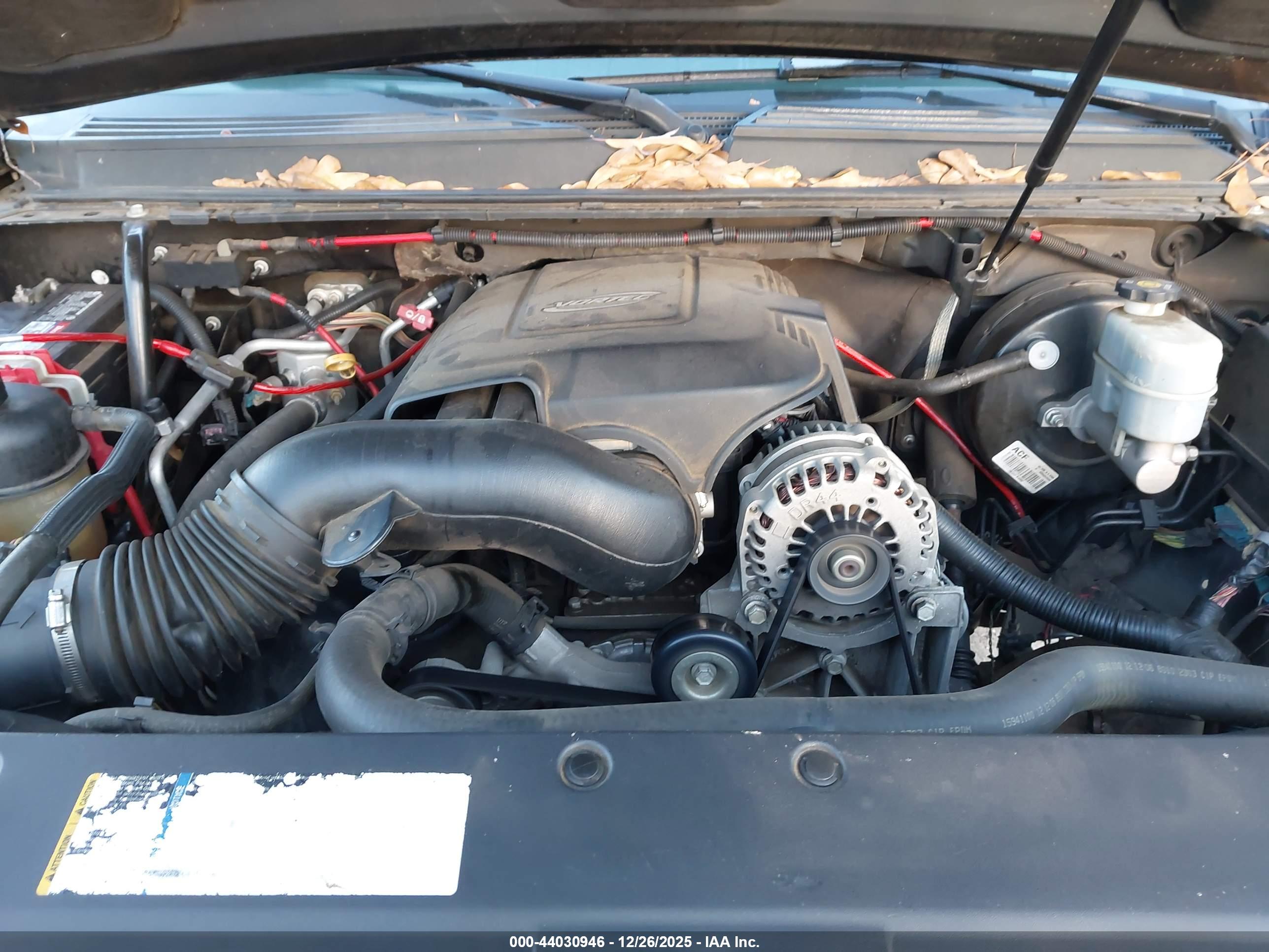 CHEVROLET TAHOE image 10