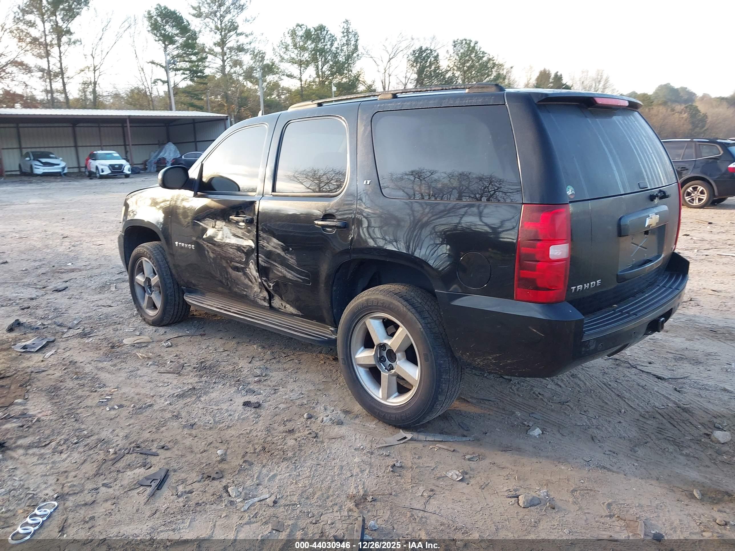 CHEVROLET TAHOE image 3