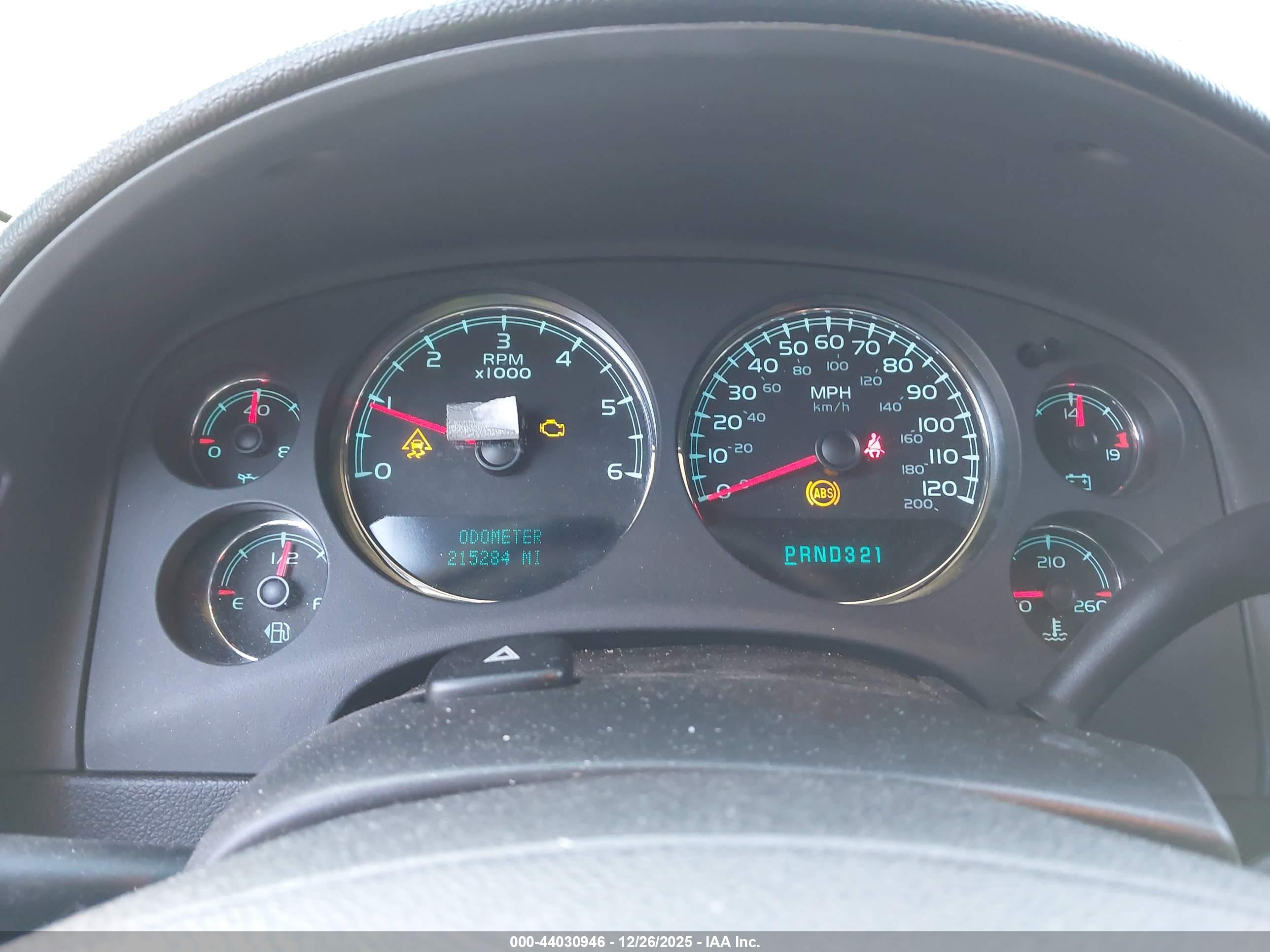 CHEVROLET TAHOE image 7