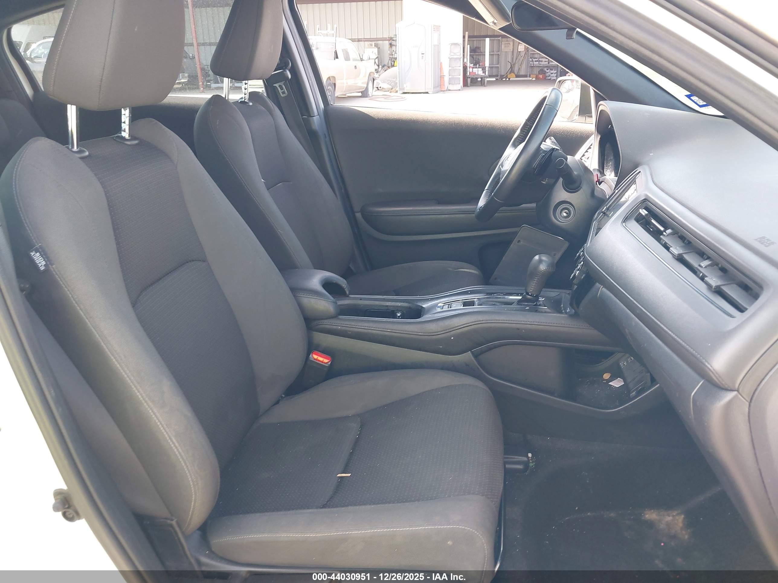 HONDA HR-V image 5