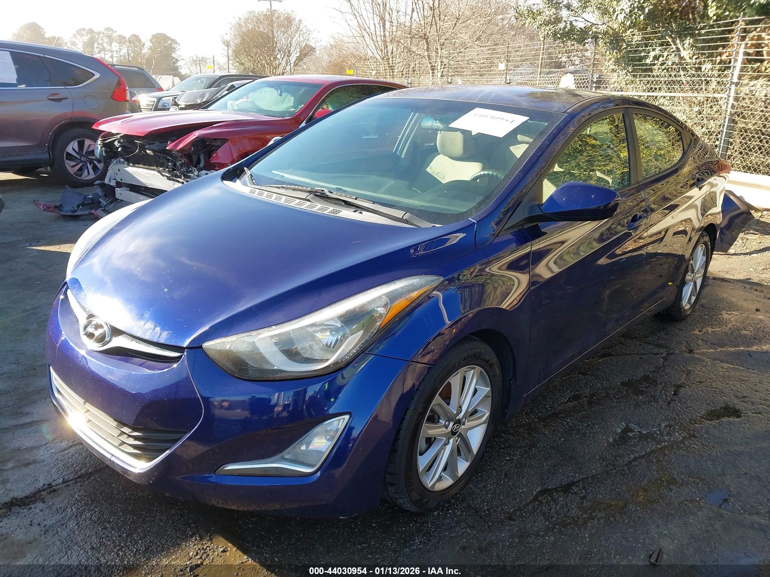 HYUNDAI ELANTRA image 2