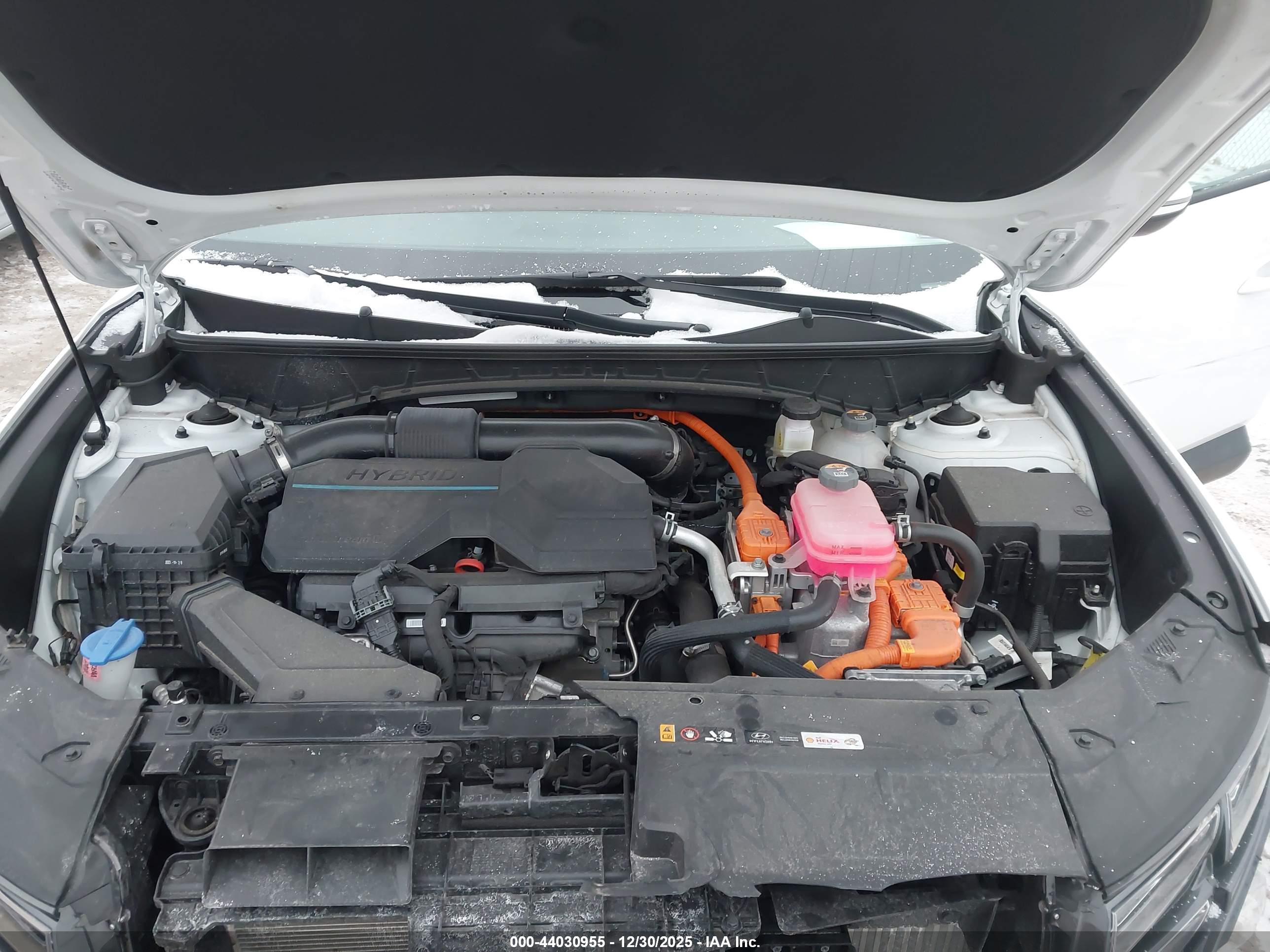 HYUNDAI TUCSON image 10
