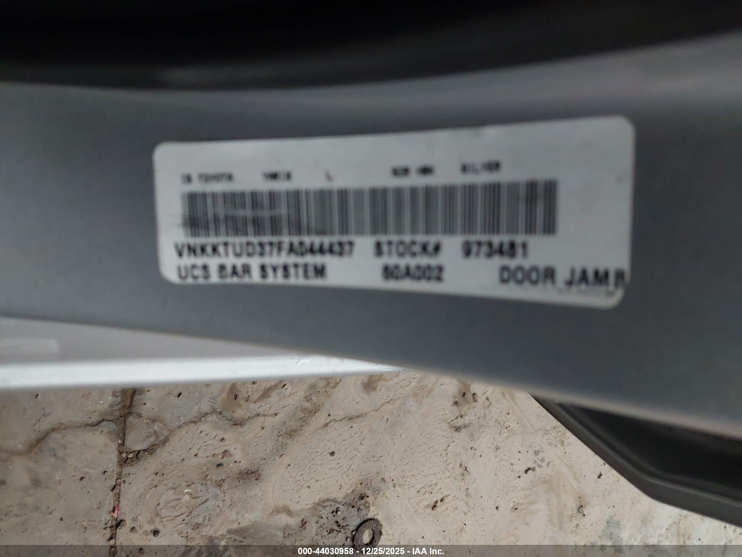 TOYOTA YARIS image 9