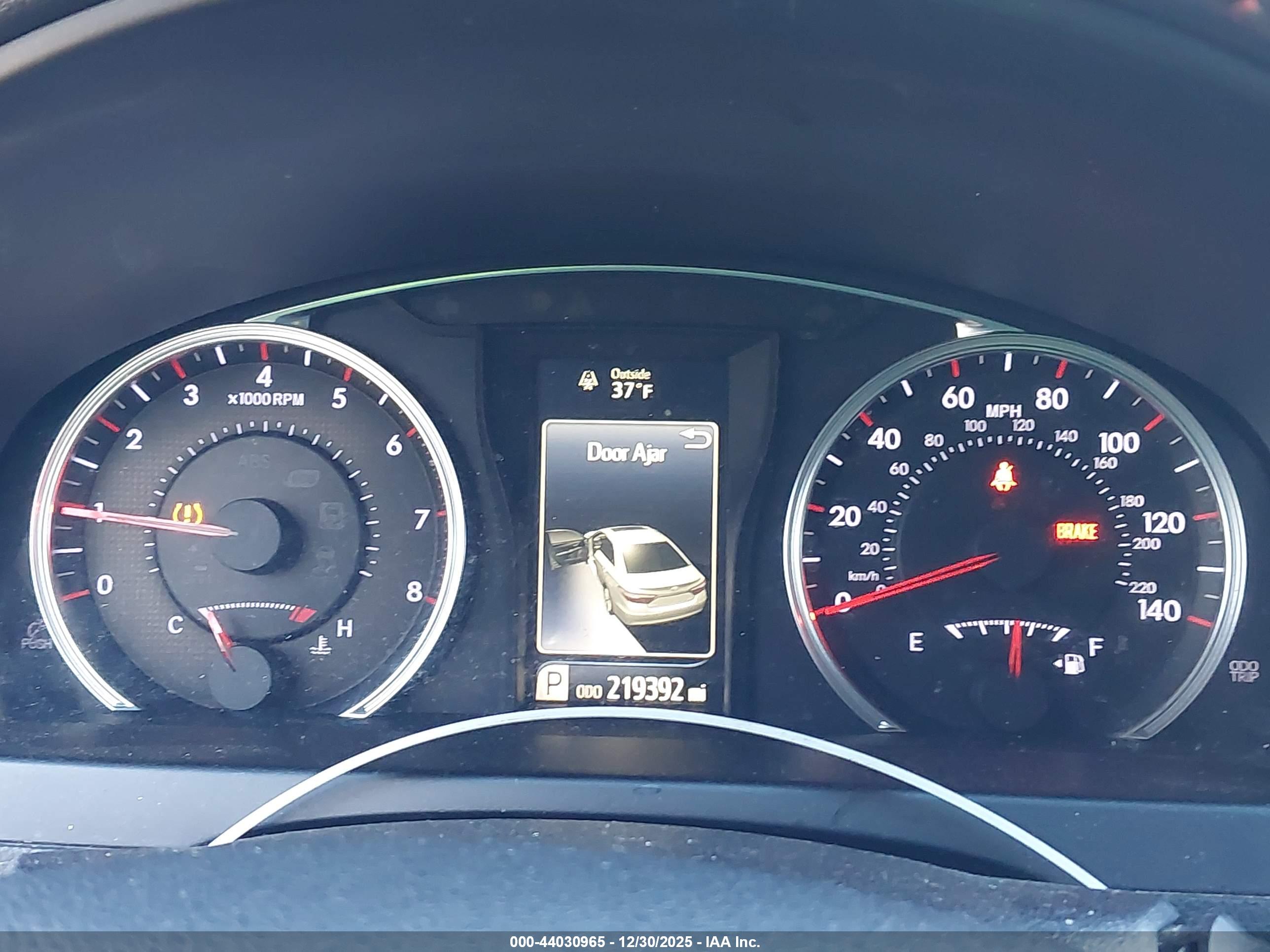 TOYOTA CAMRY image 7