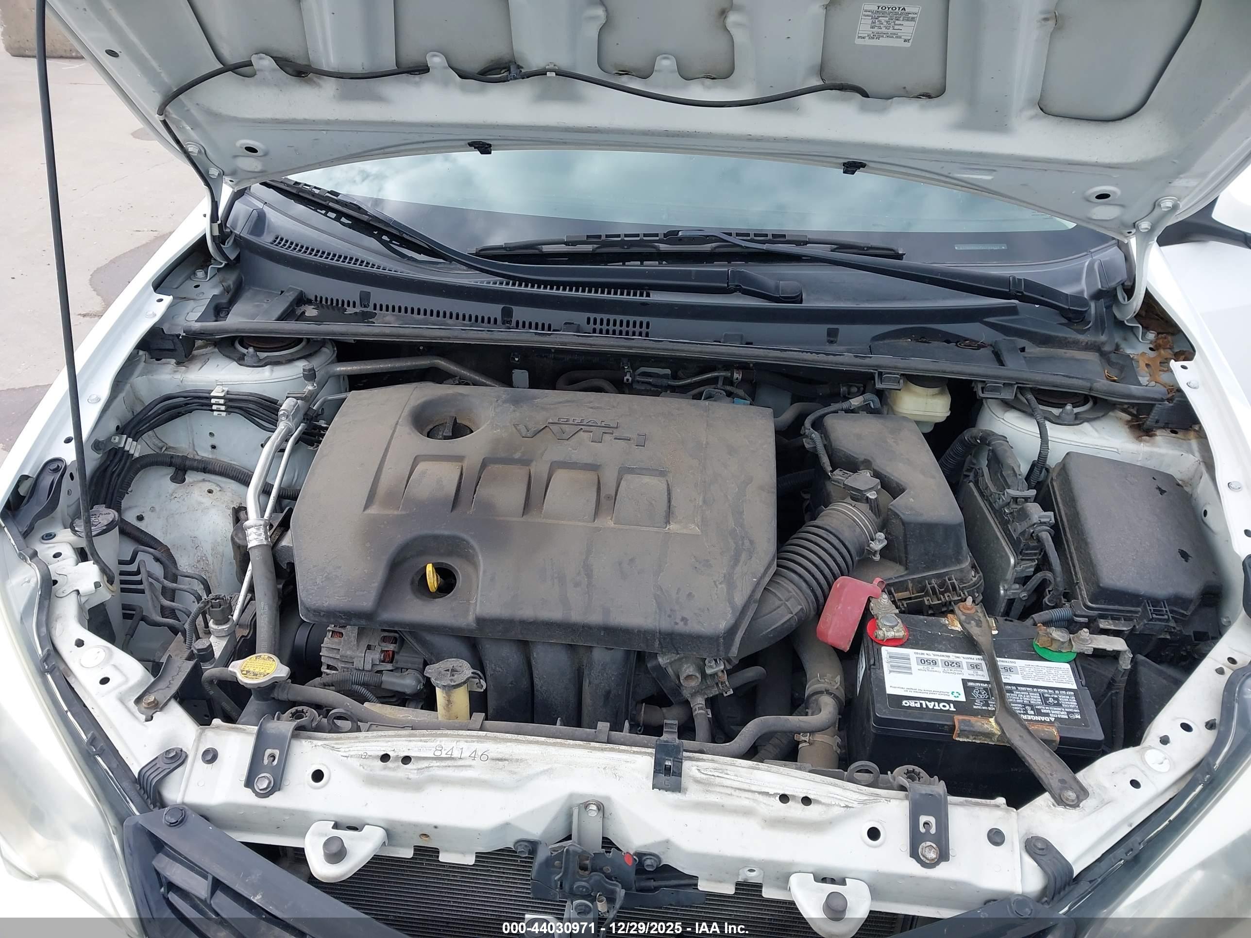 TOYOTA COROLLA image 10