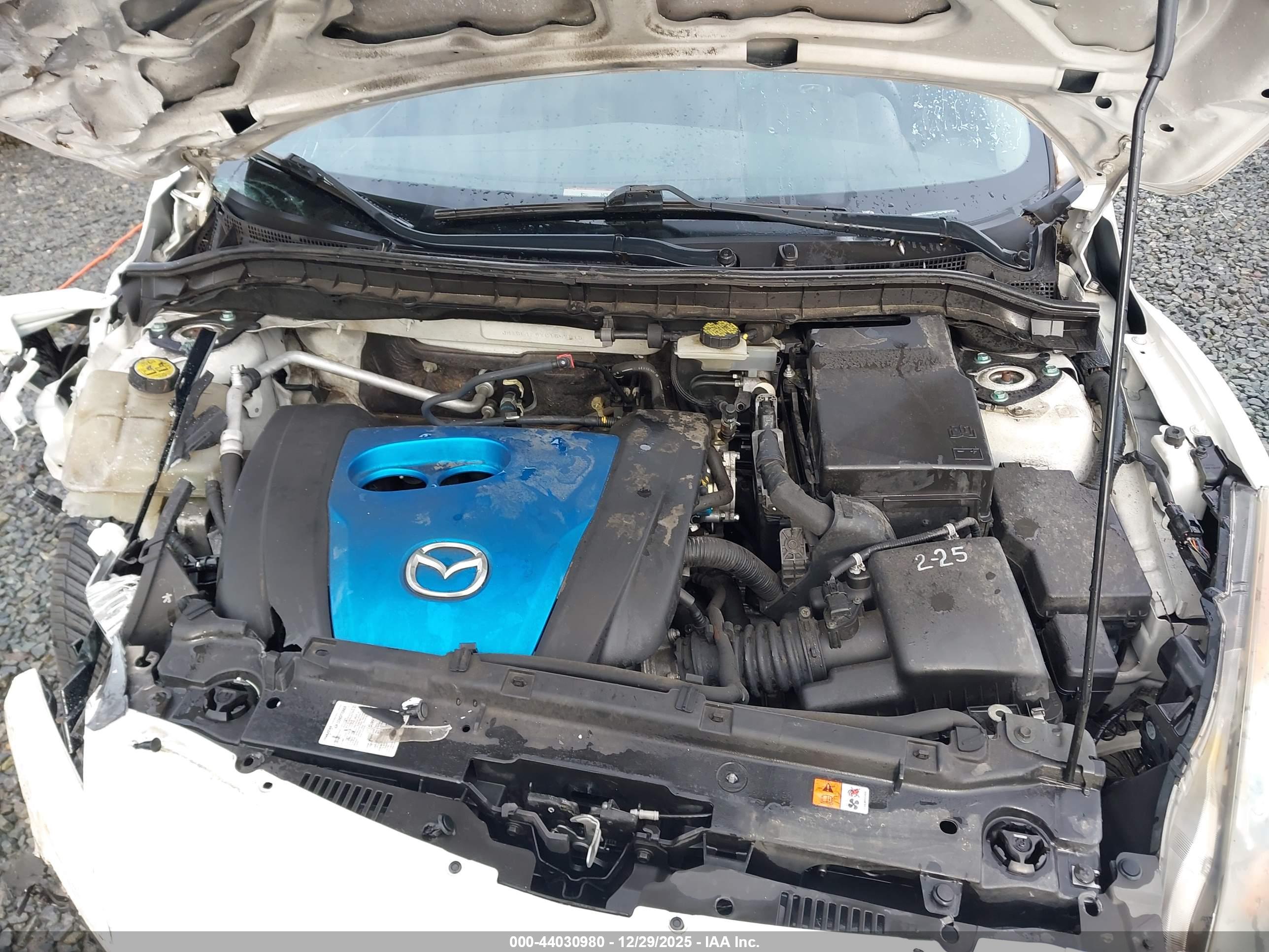 MAZDA MAZDA3 image 10