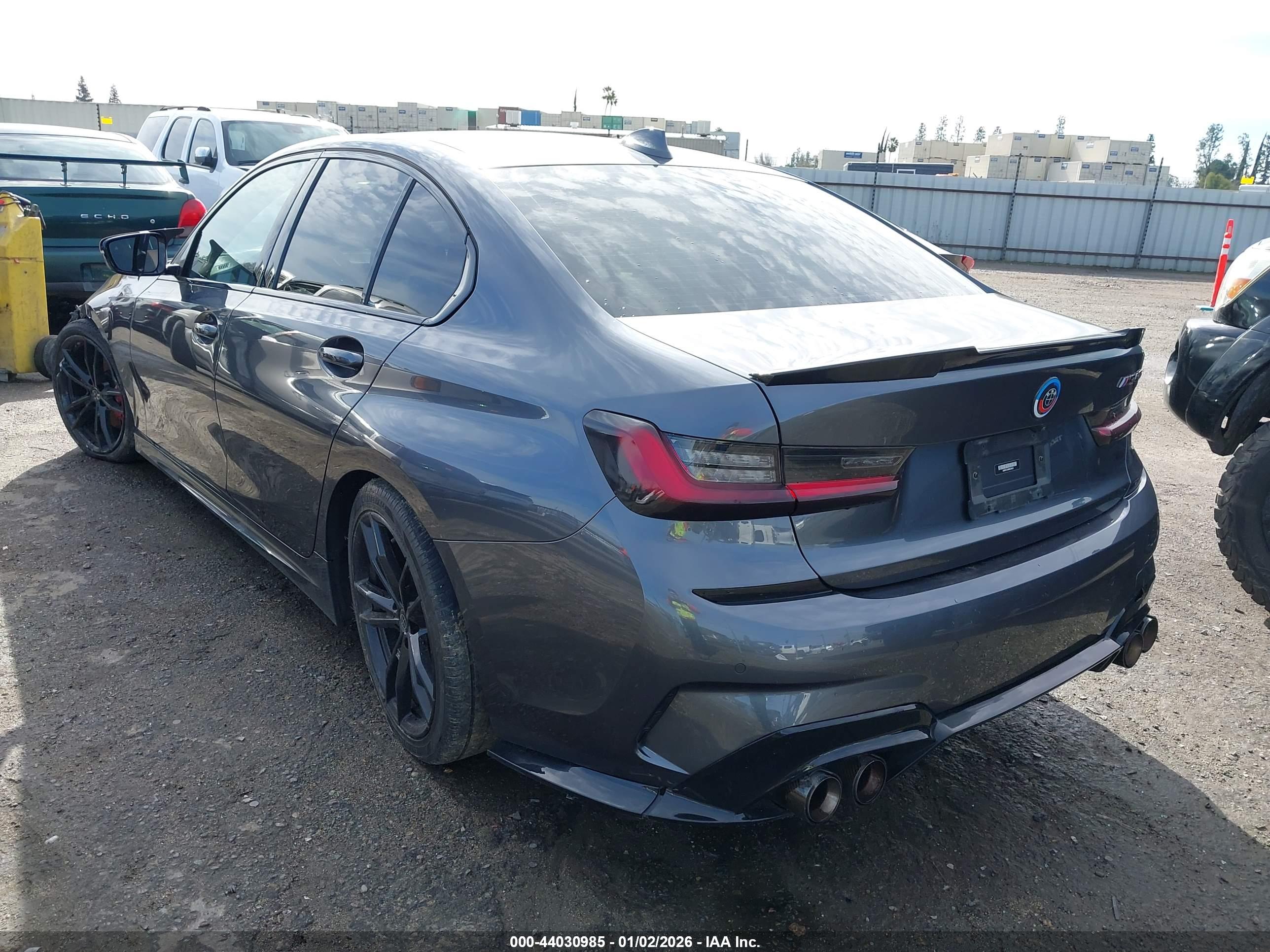 BMW 3 image 3