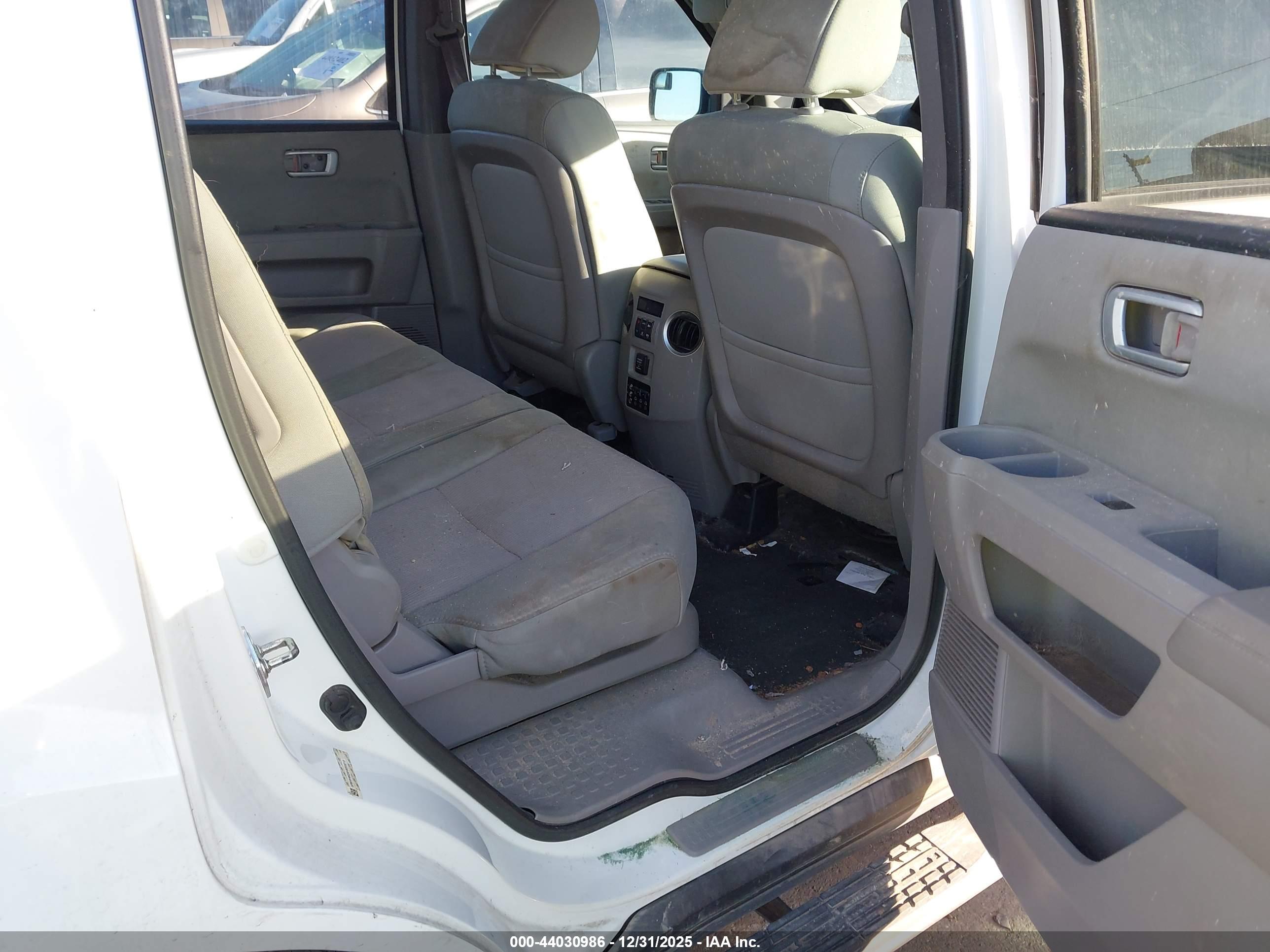 HONDA PILOT image 8