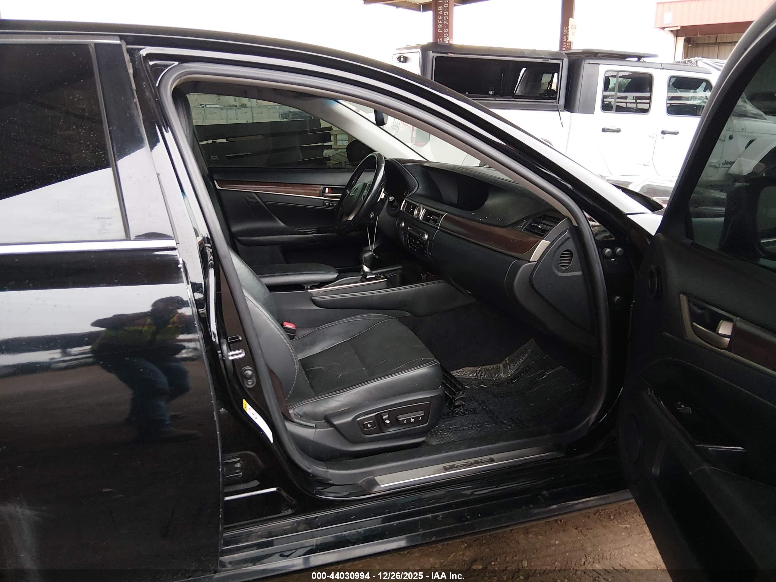 LEXUS GS image 5