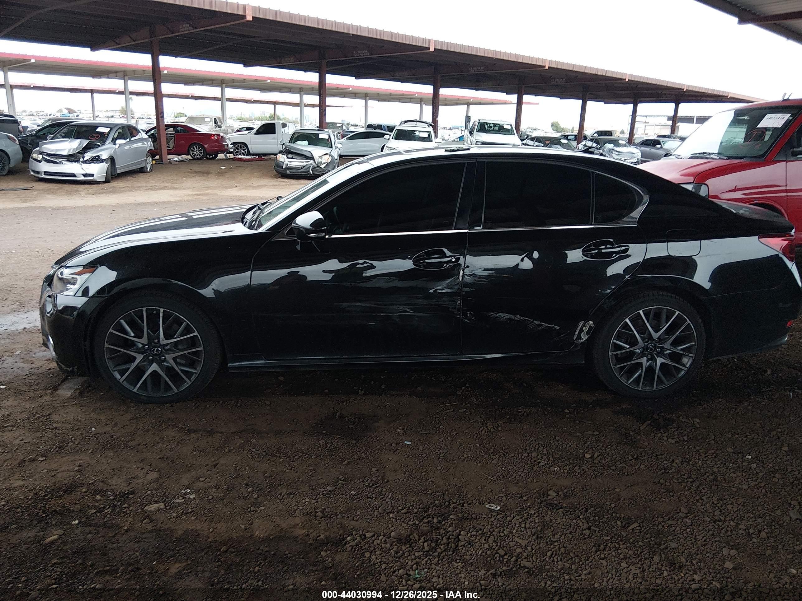 LEXUS GS image 6