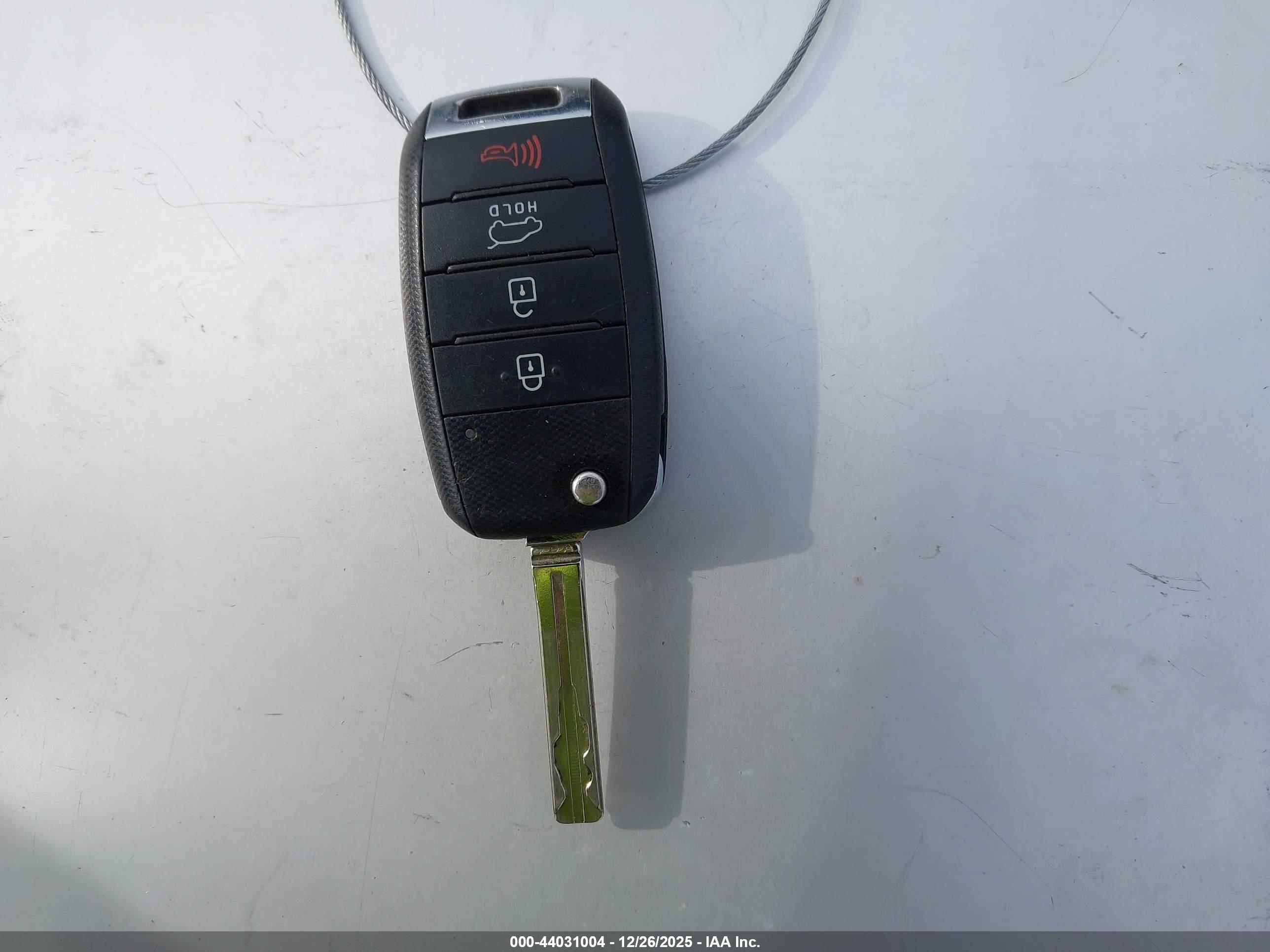 KIA SPORTAGE image 11