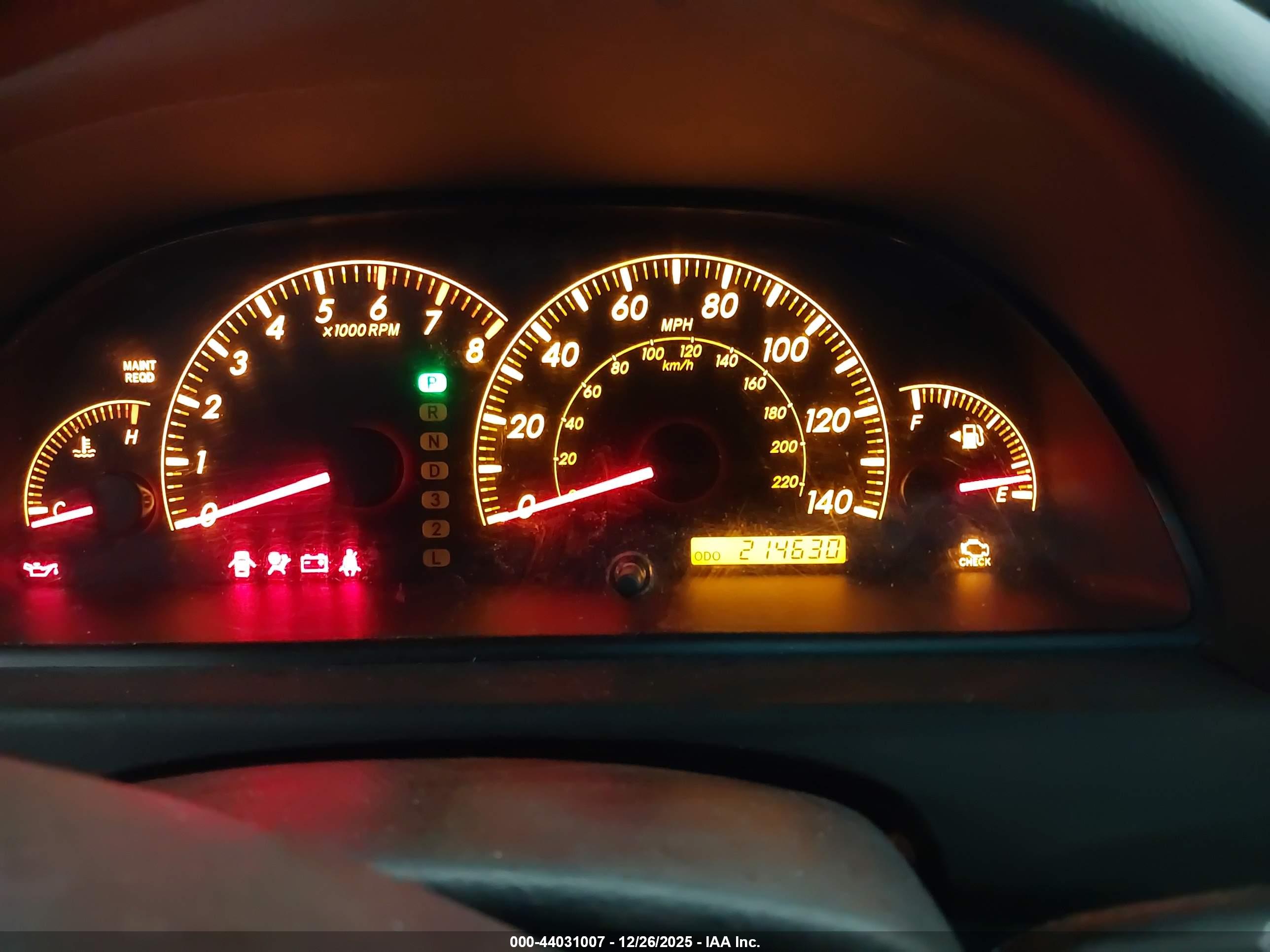 TOYOTA AVALON image 7