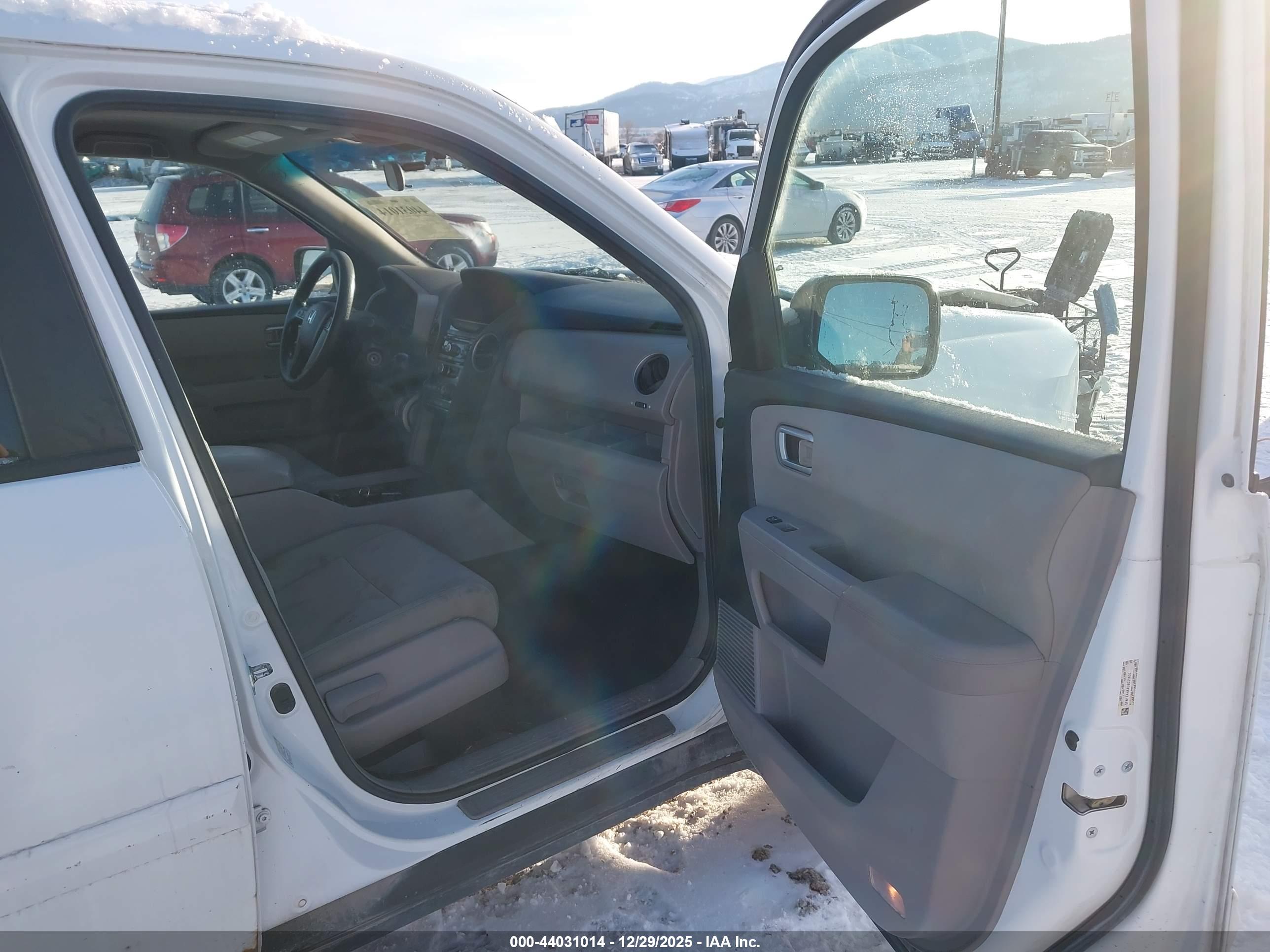HONDA PILOT image 5