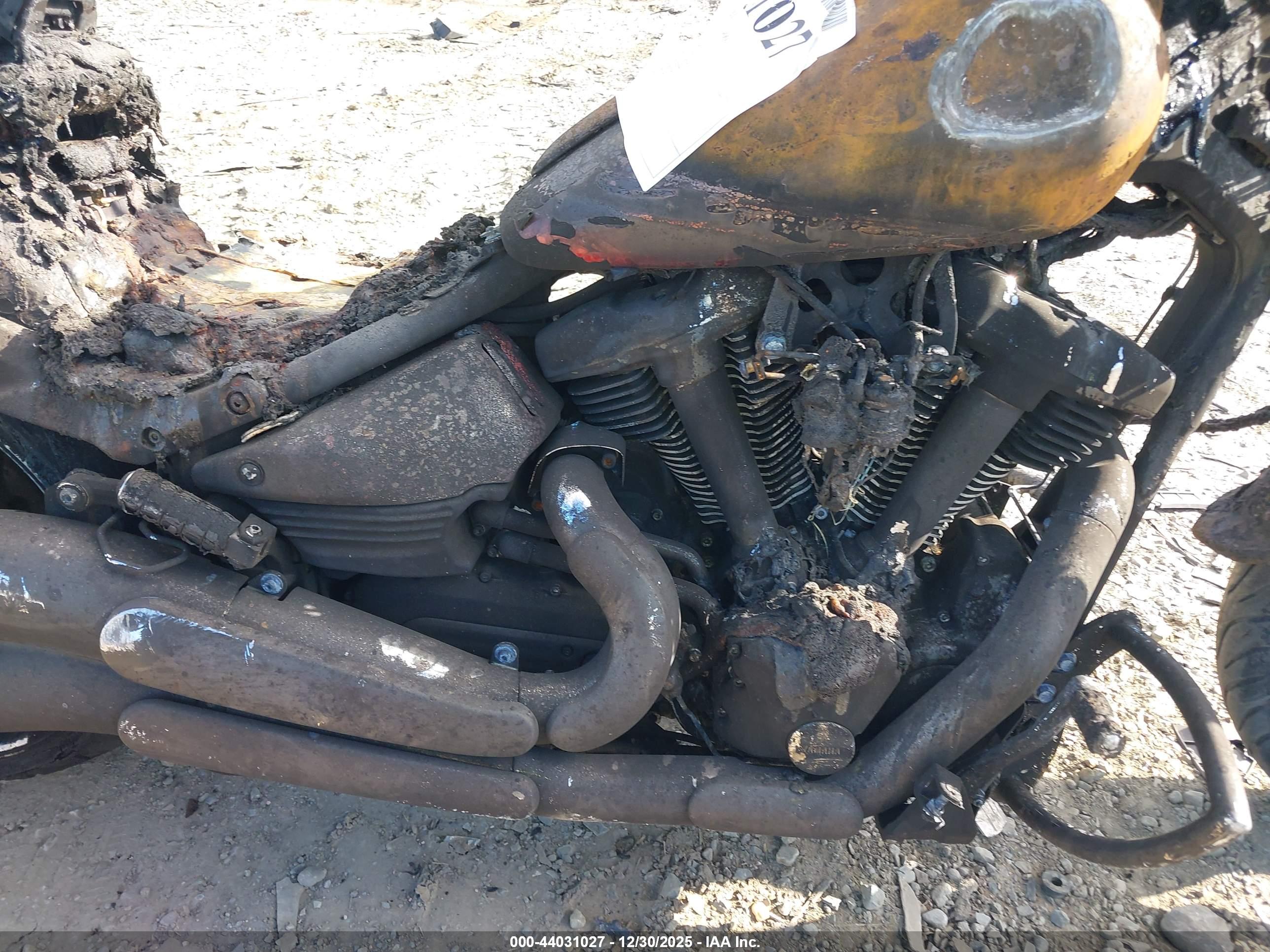 YAMAHA XV1900 image 8