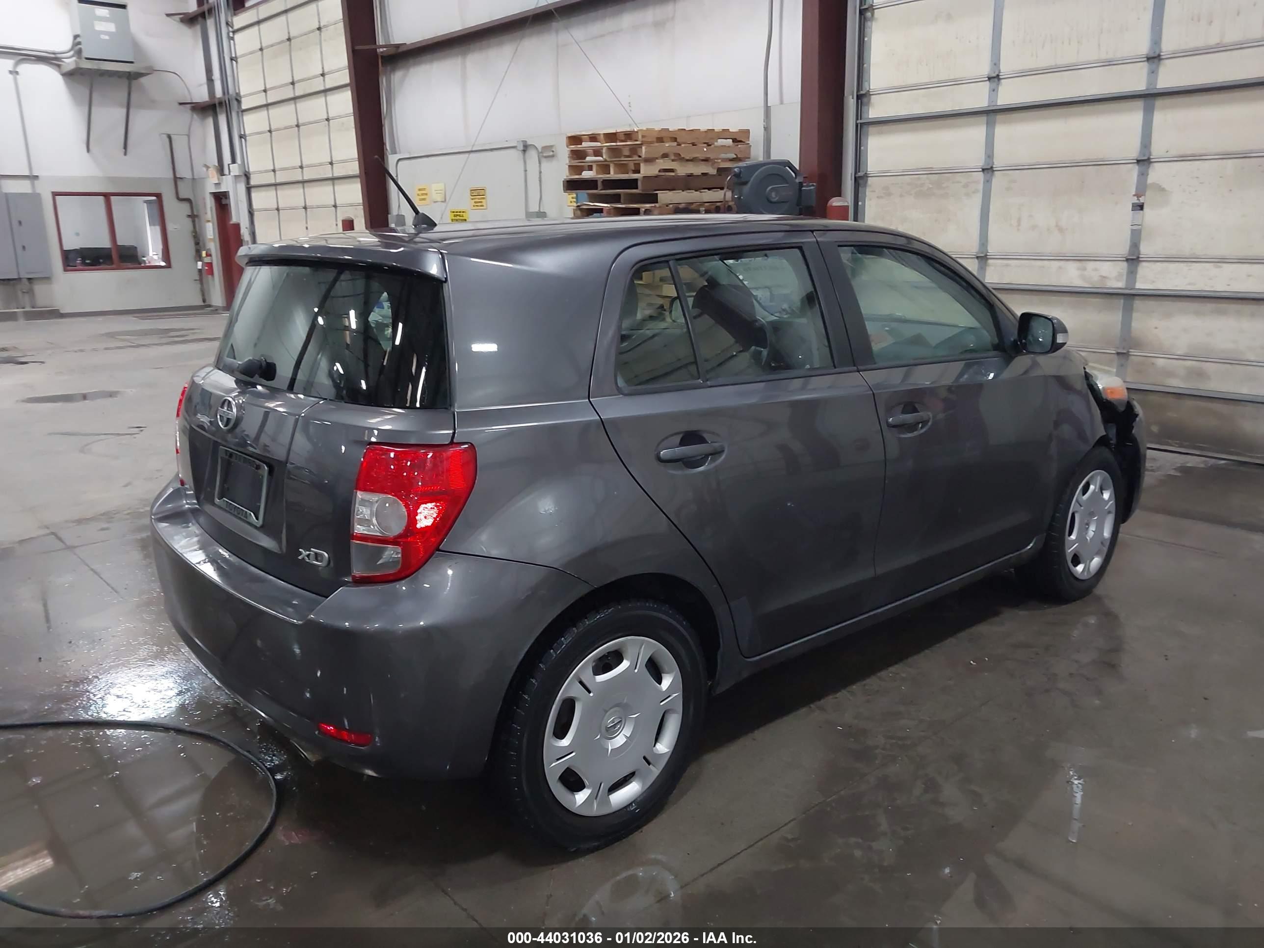 SCION XD image 4