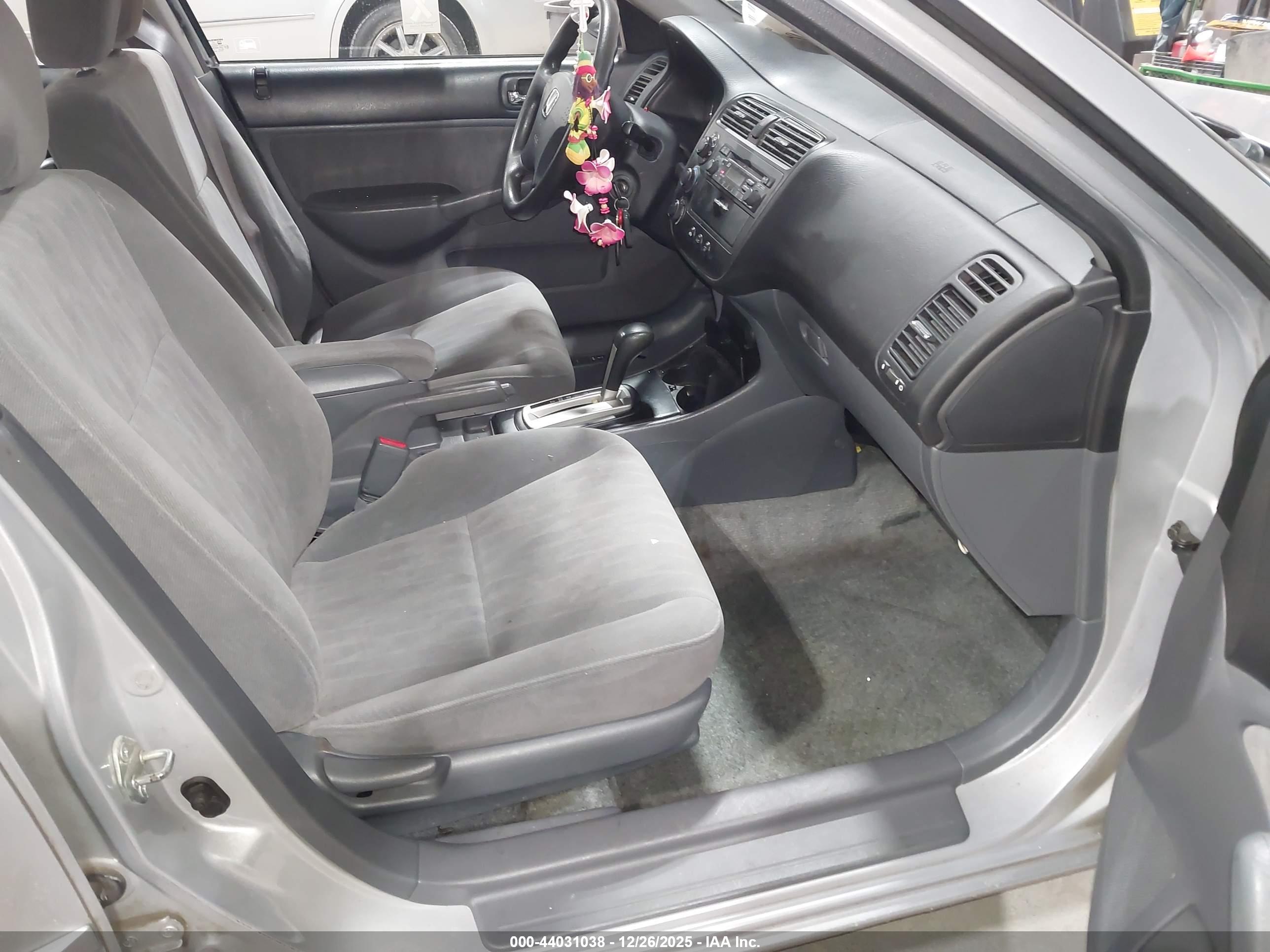 HONDA CIVIC image 5