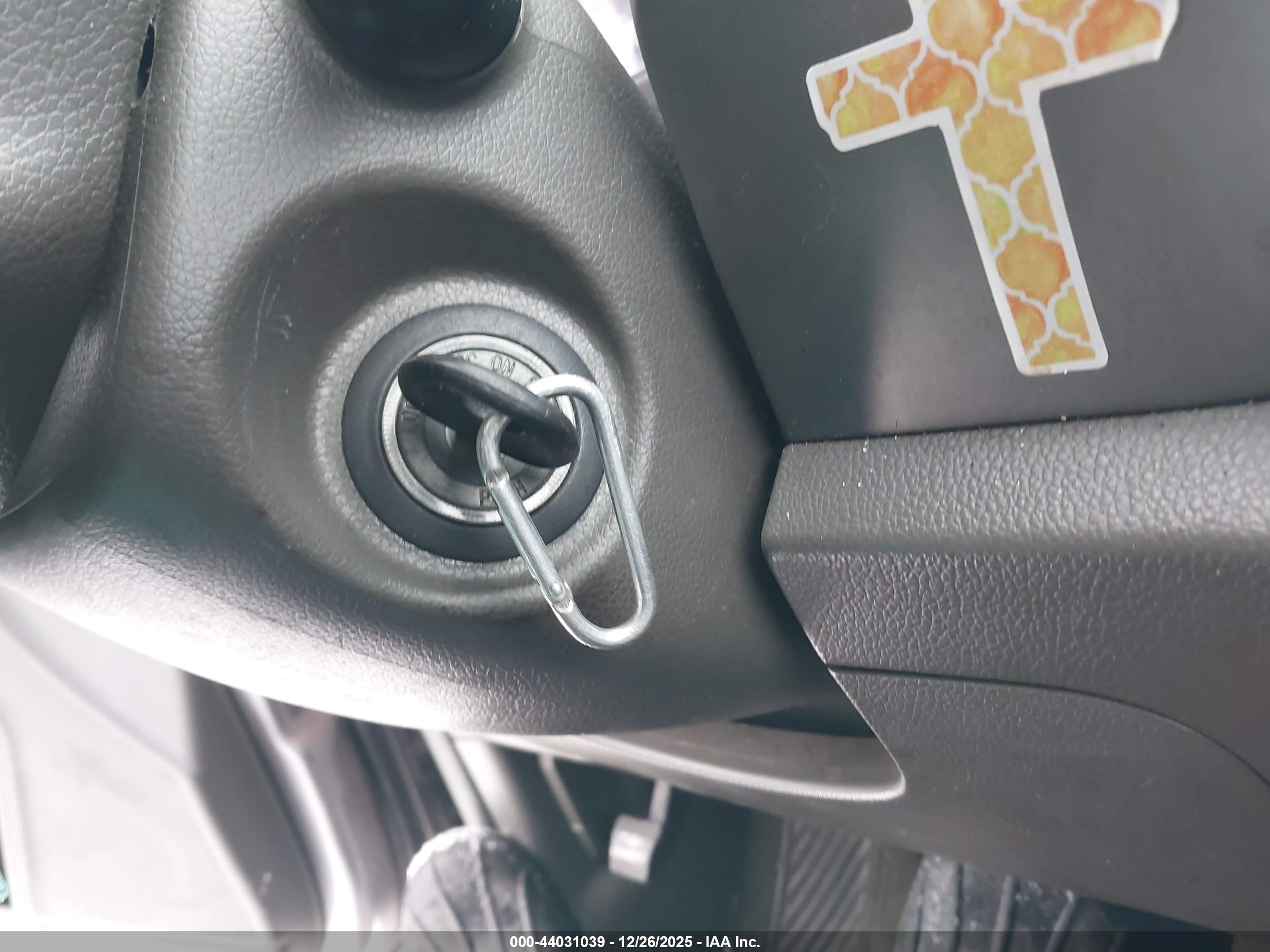 KIA SPORTAGE image 11
