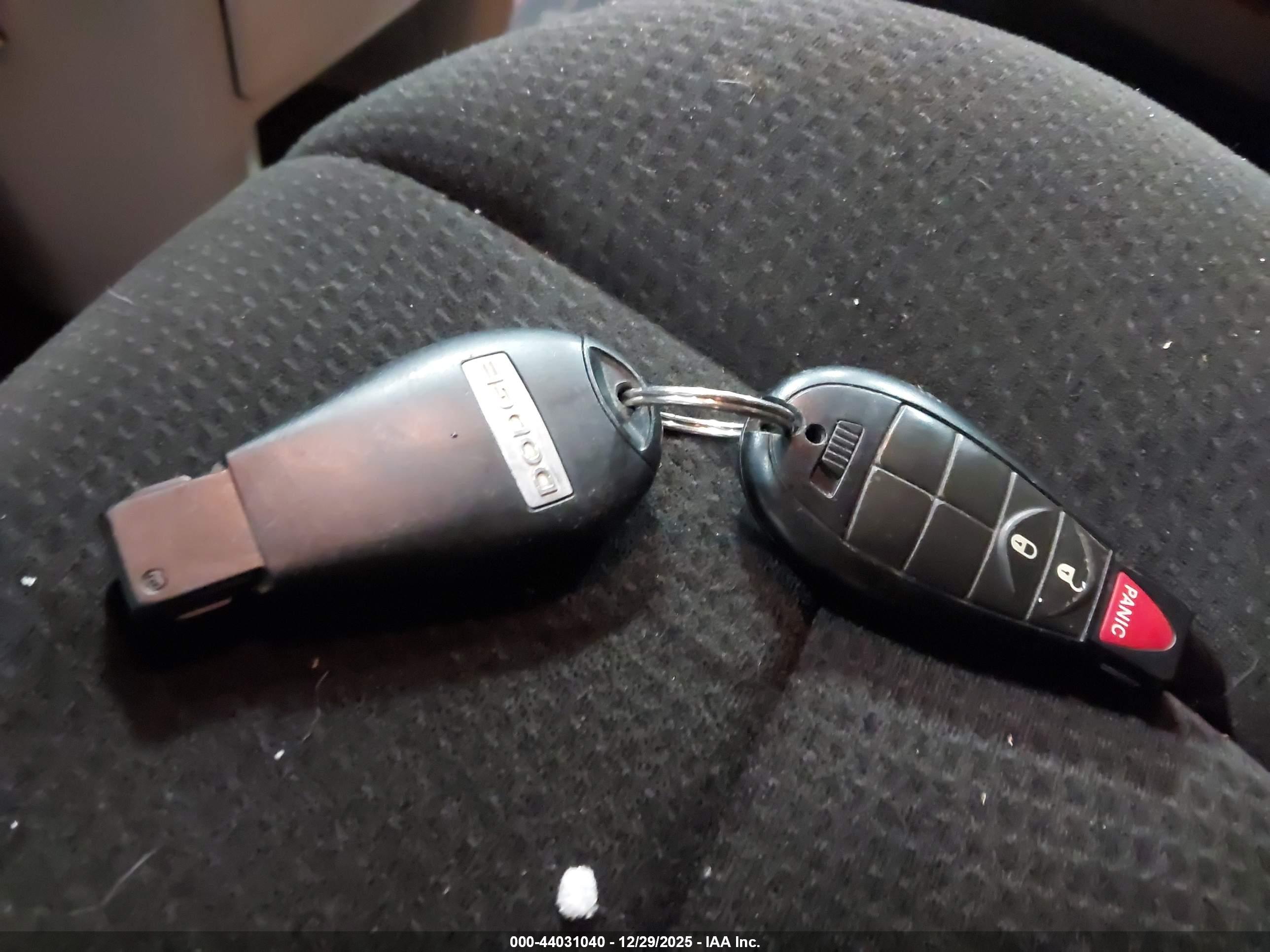 DODGE GRAND image 11