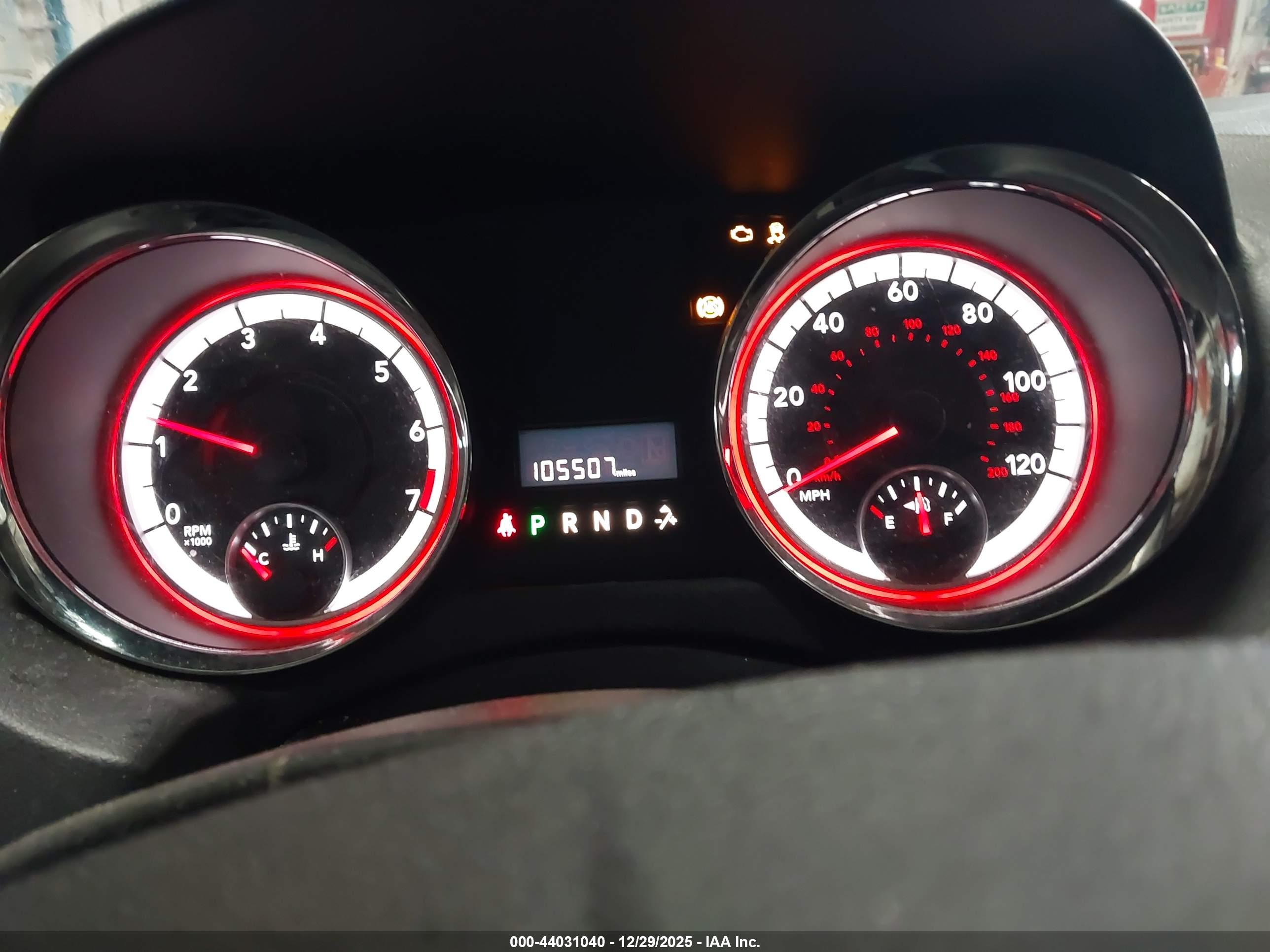 DODGE GRAND image 7