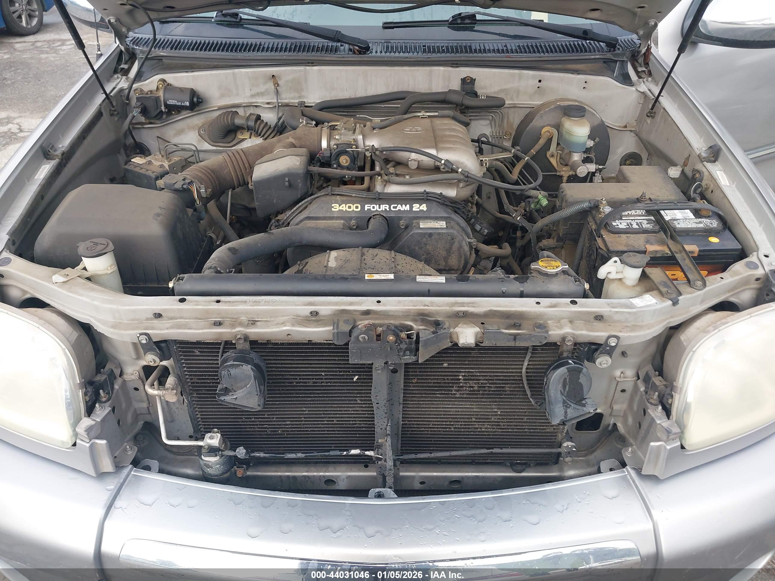 TOYOTA TUNDRA image 10