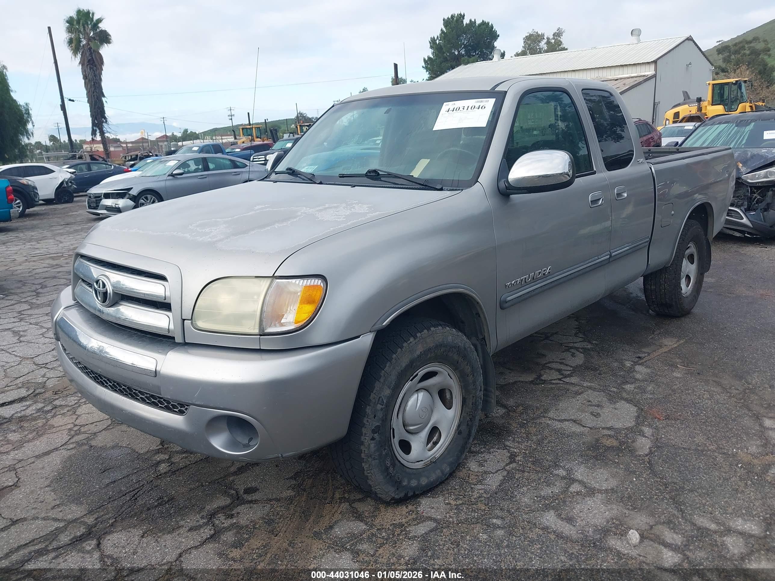 TOYOTA TUNDRA image 2