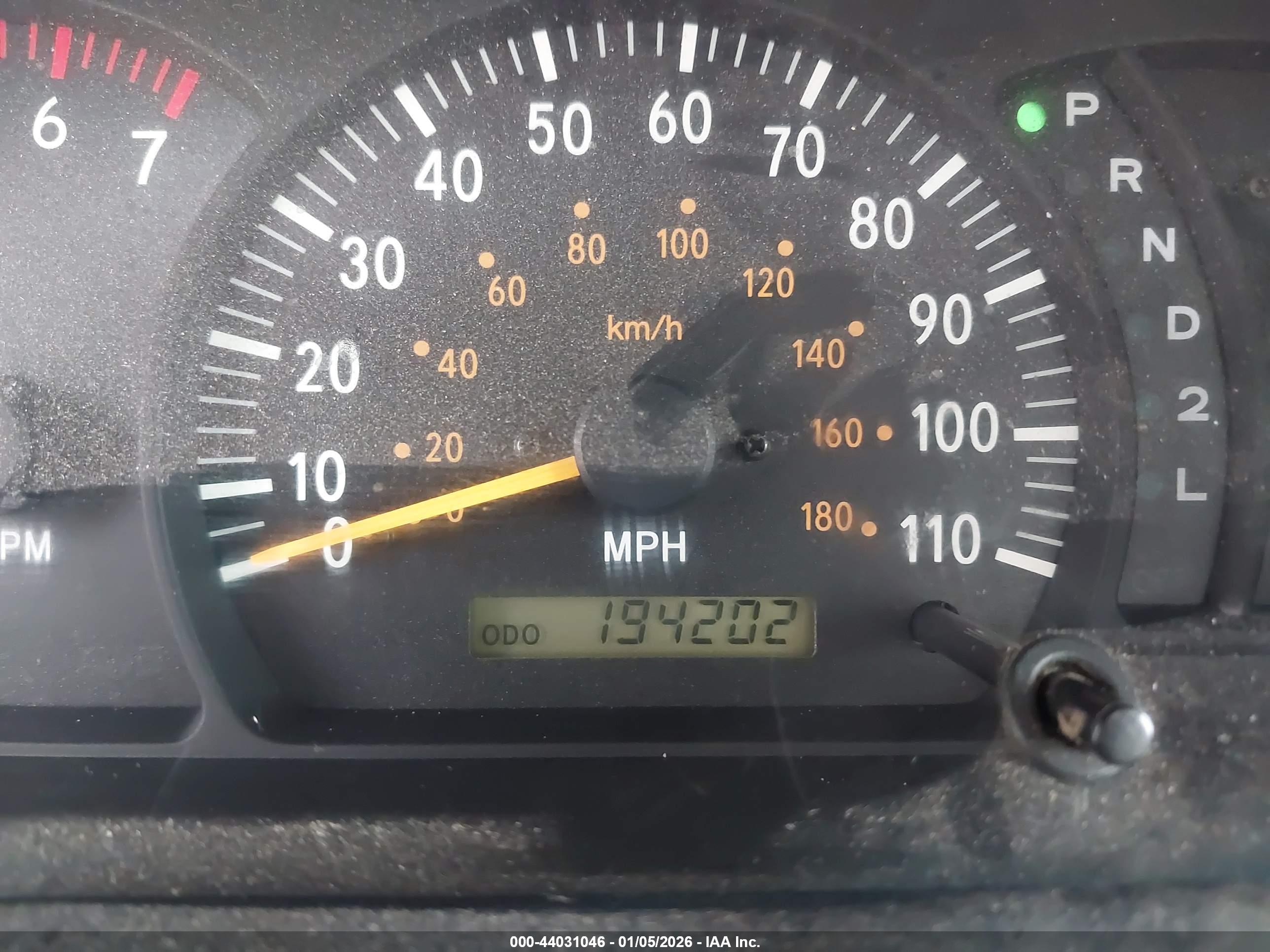 TOYOTA TUNDRA image 7