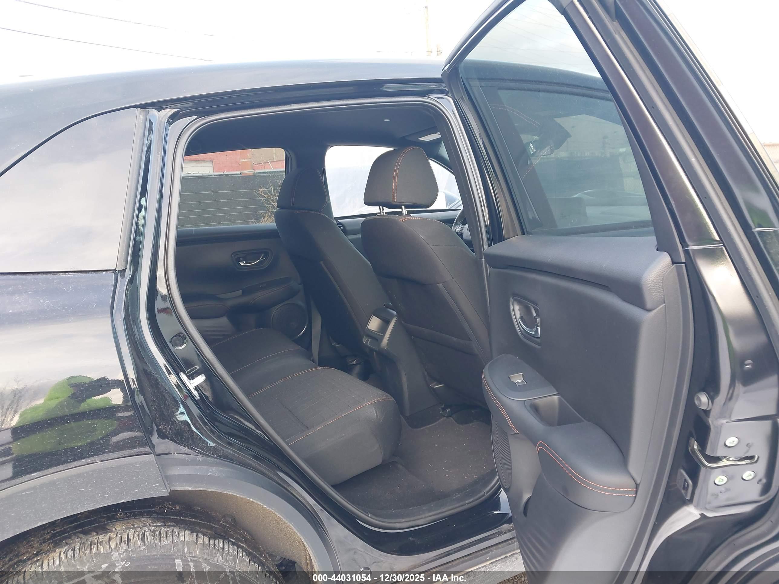 HONDA HR-V image 8