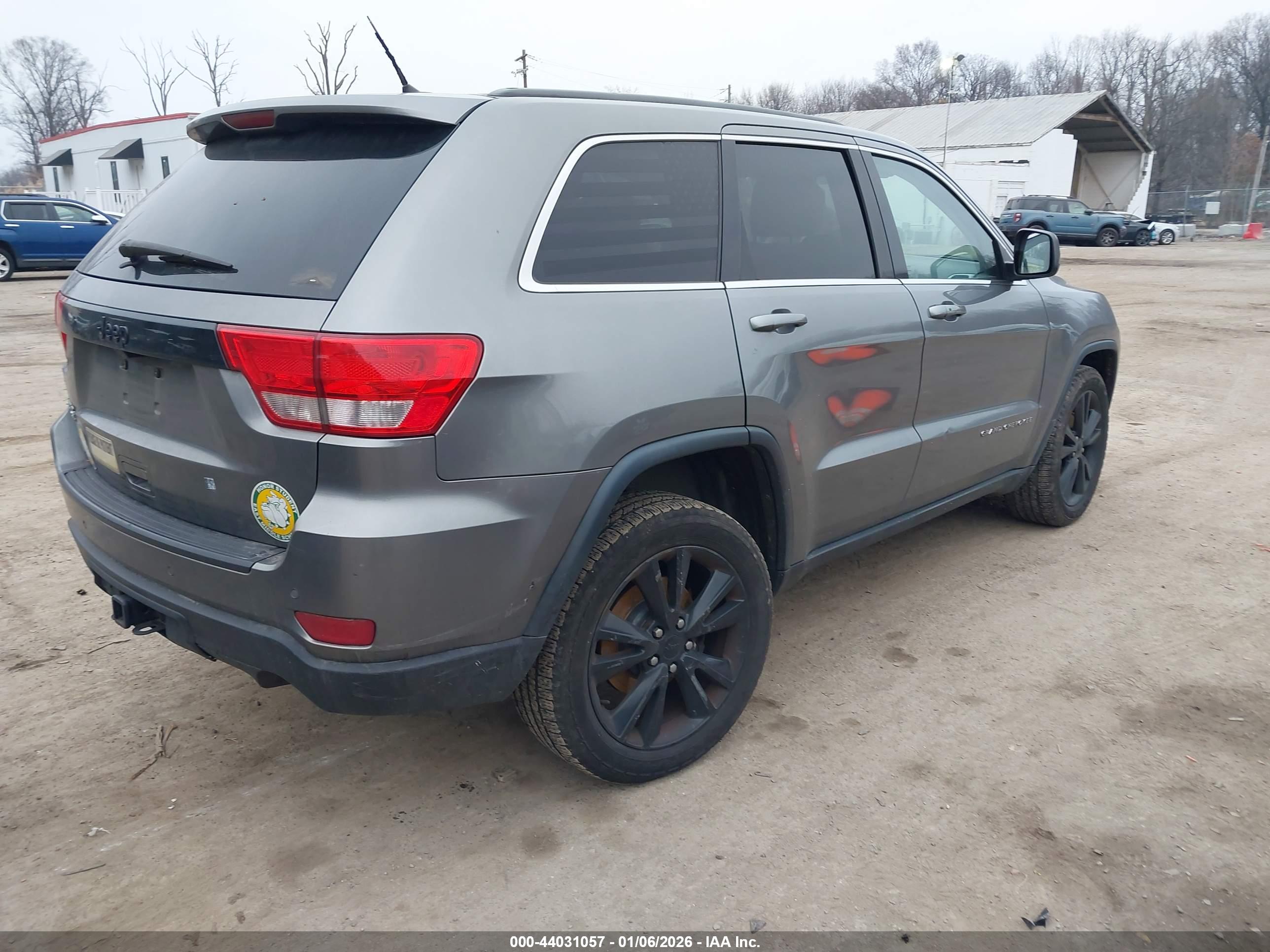 JEEP GRAND image 4
