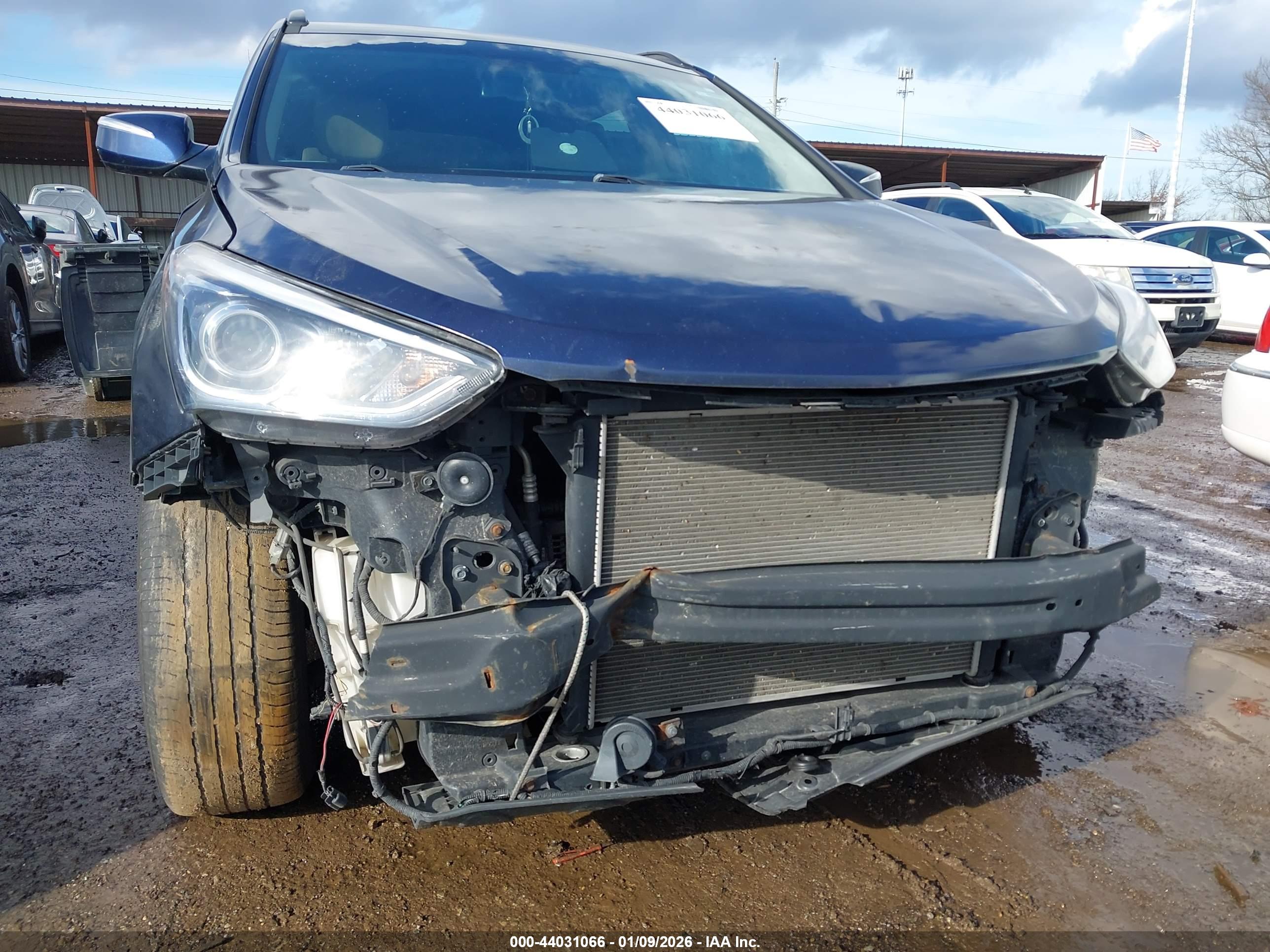 HYUNDAI SANTA image 6
