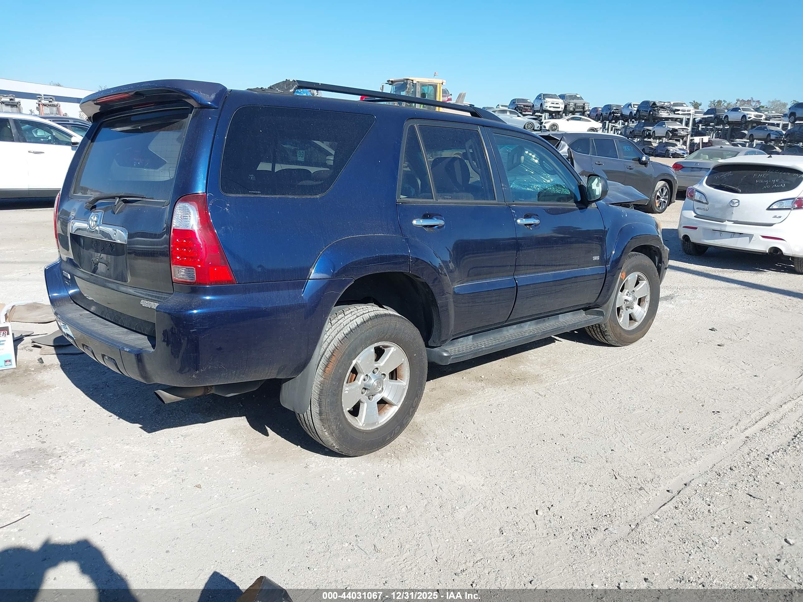 TOYOTA 4RUNNER image 4