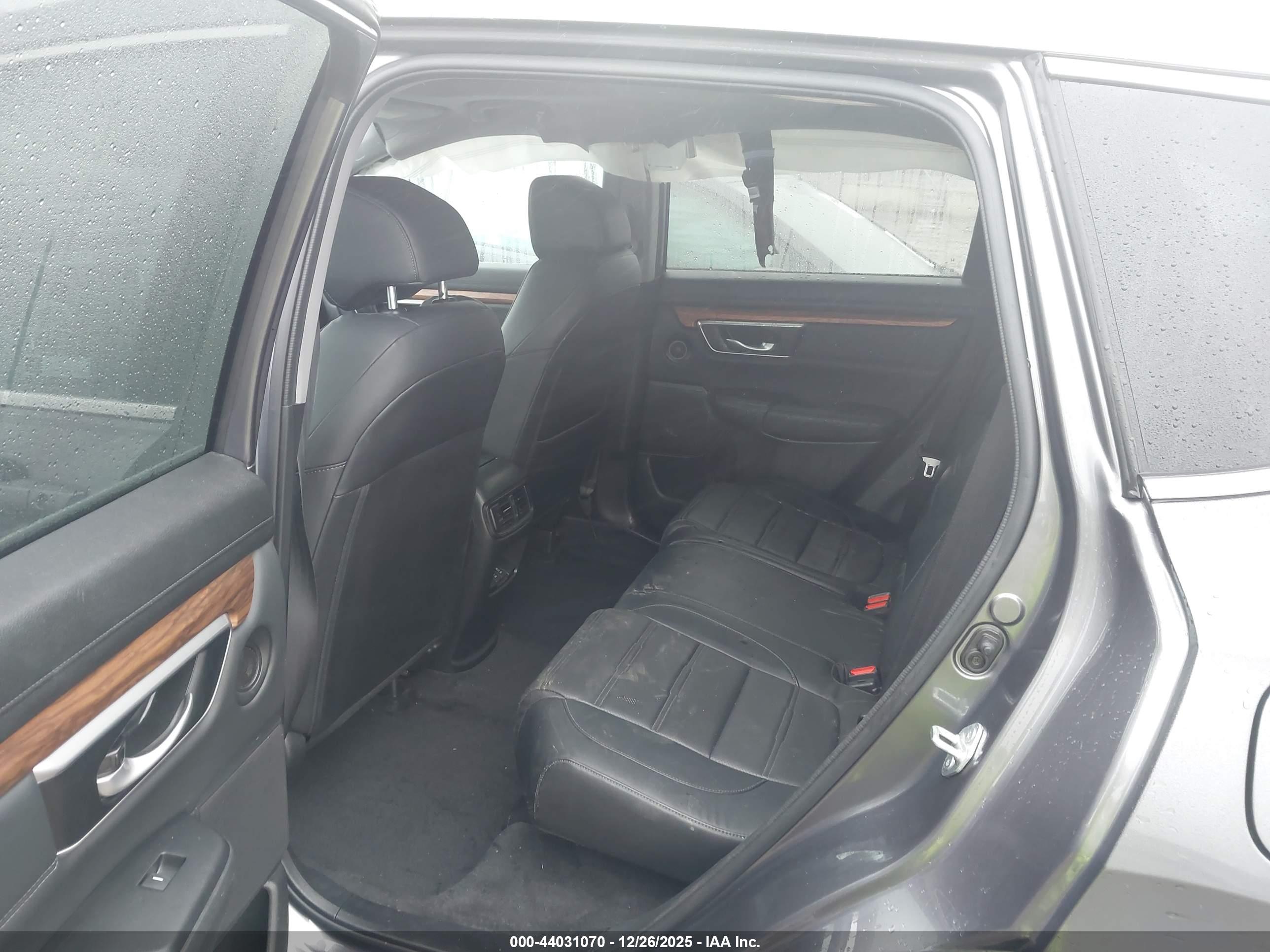 HONDA CR-V image 8