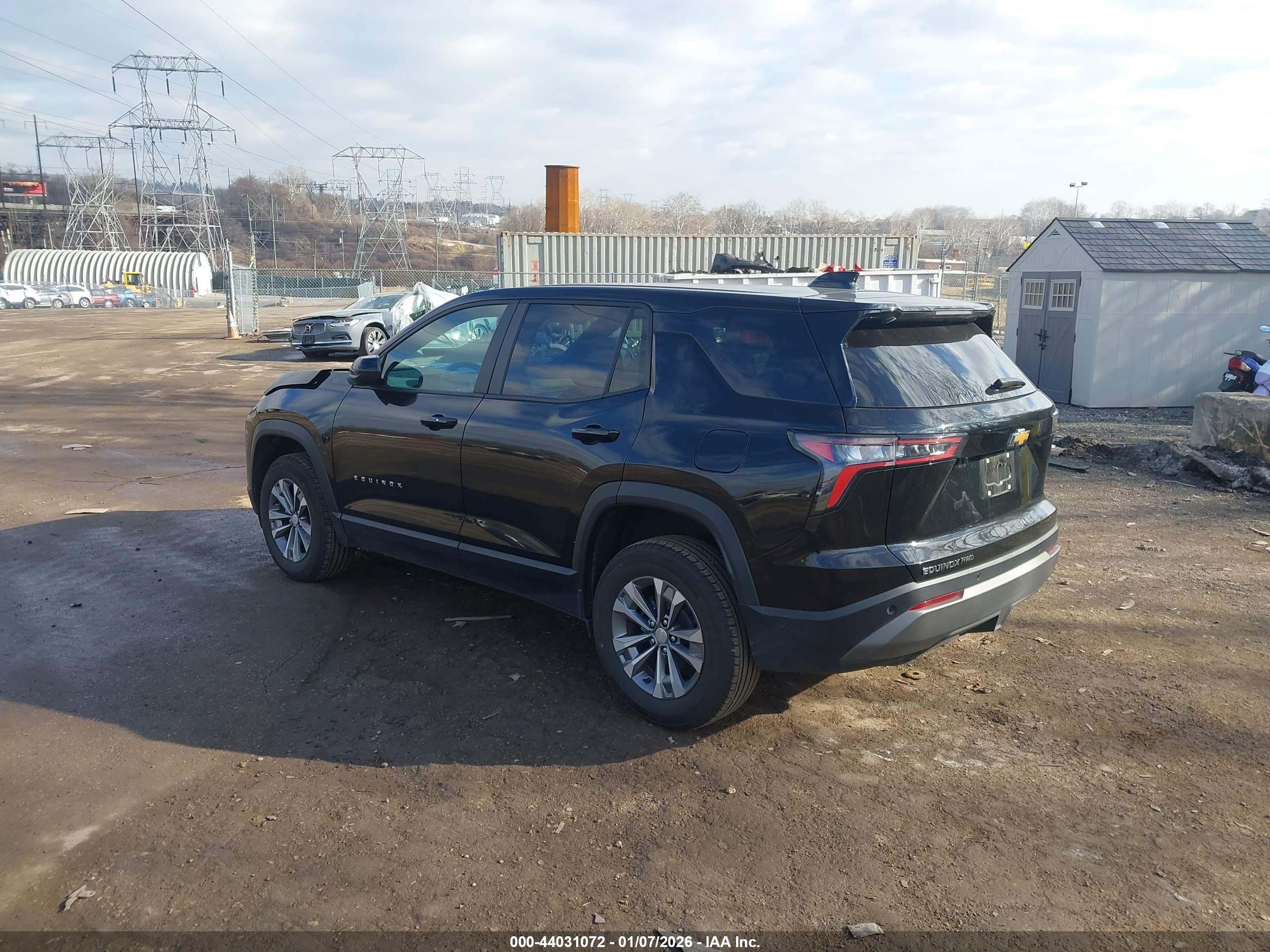 CHEVROLET EQUINOX image 3