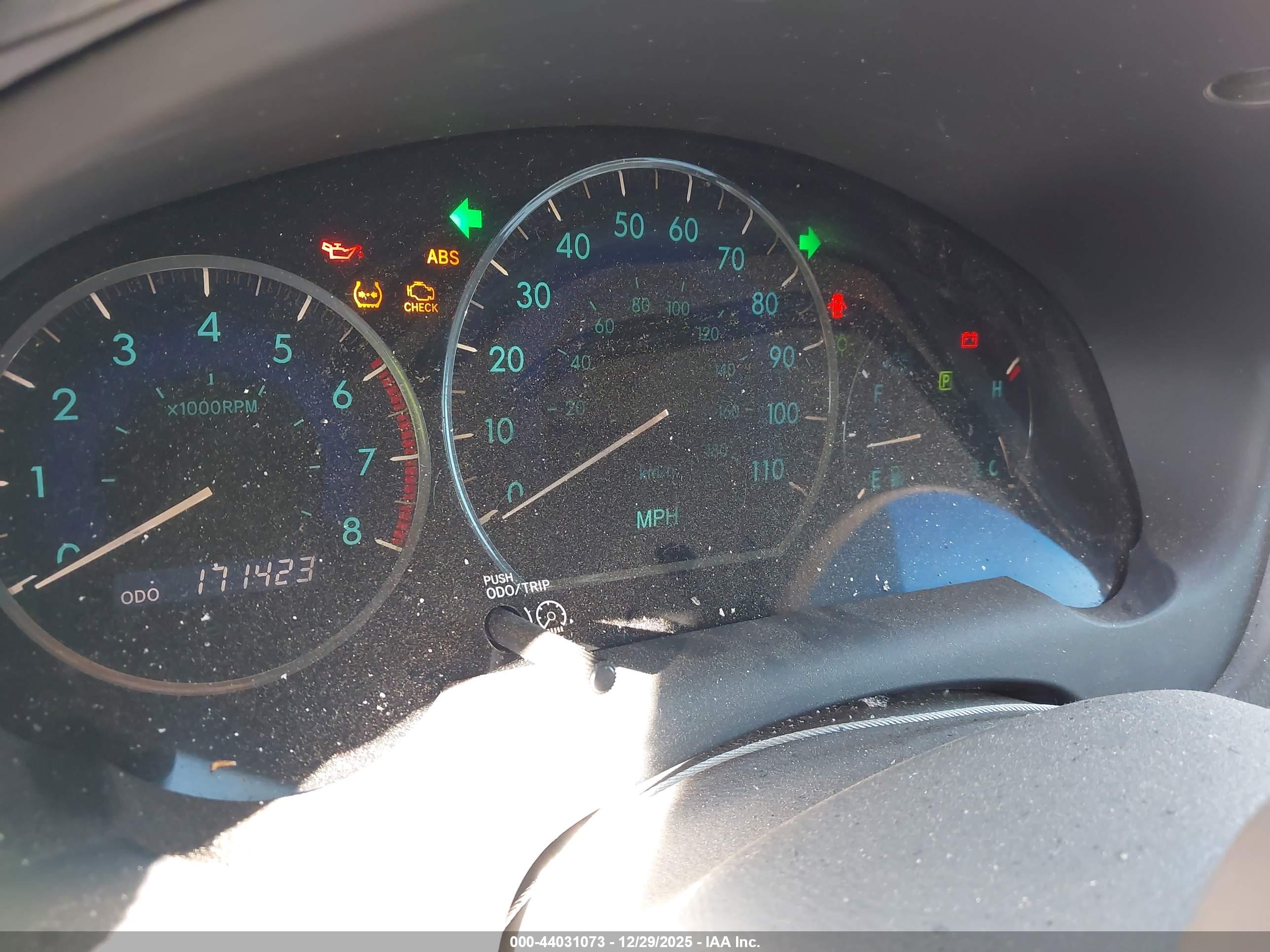 TOYOTA SIENNA image 7