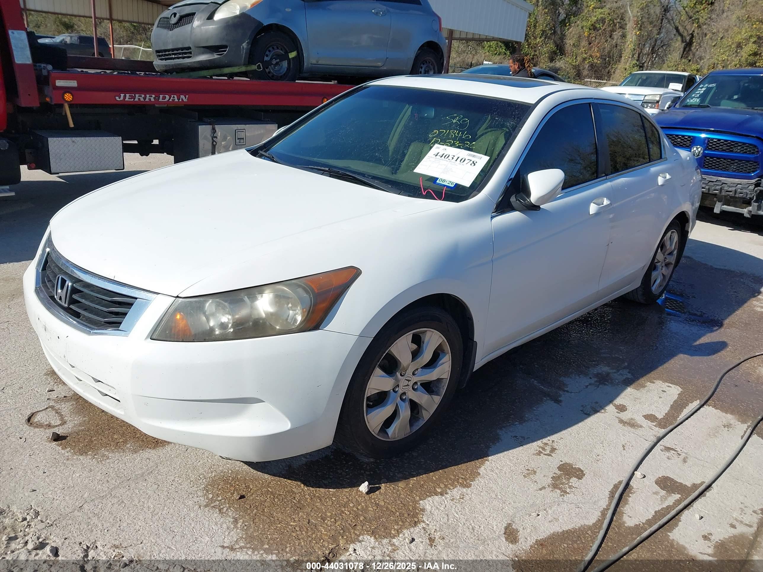 HONDA ACCORD image 2