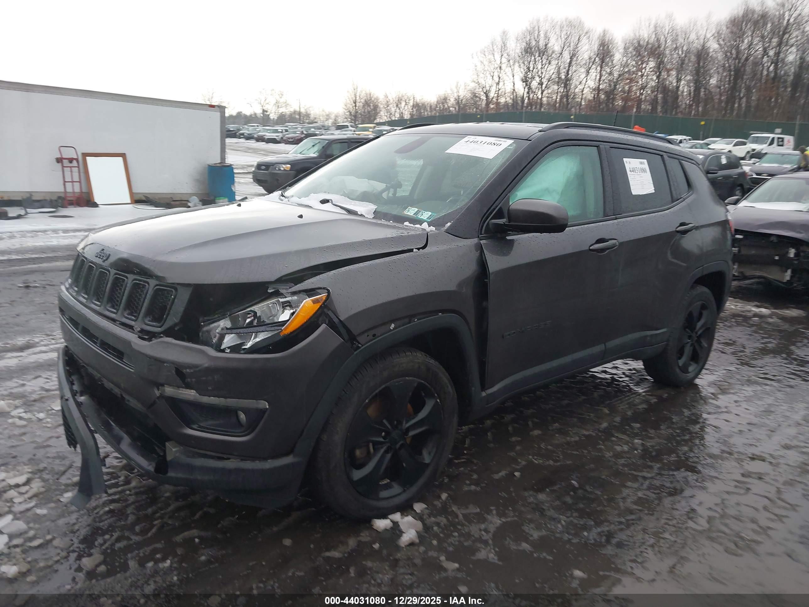 JEEP COMPASS image 2